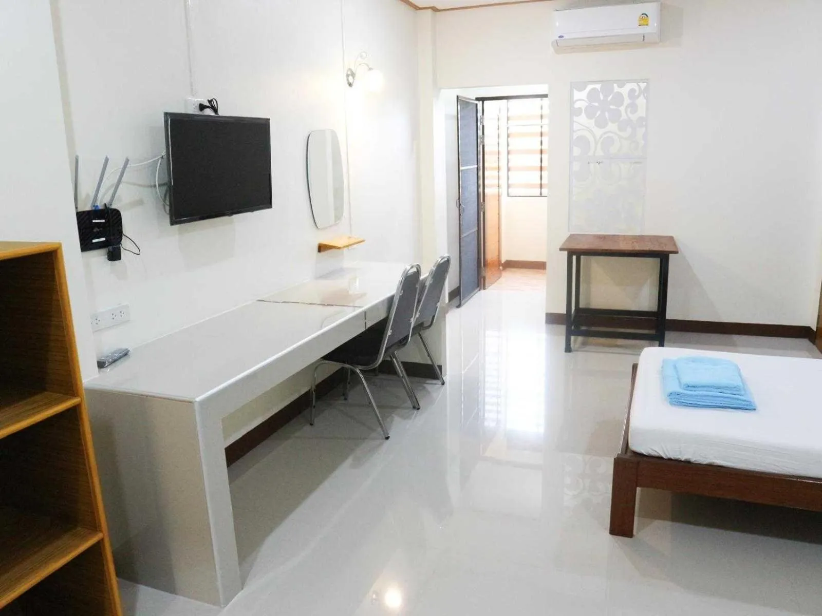 Other, Bed in Capital O 75521 Sang Siri Apartment