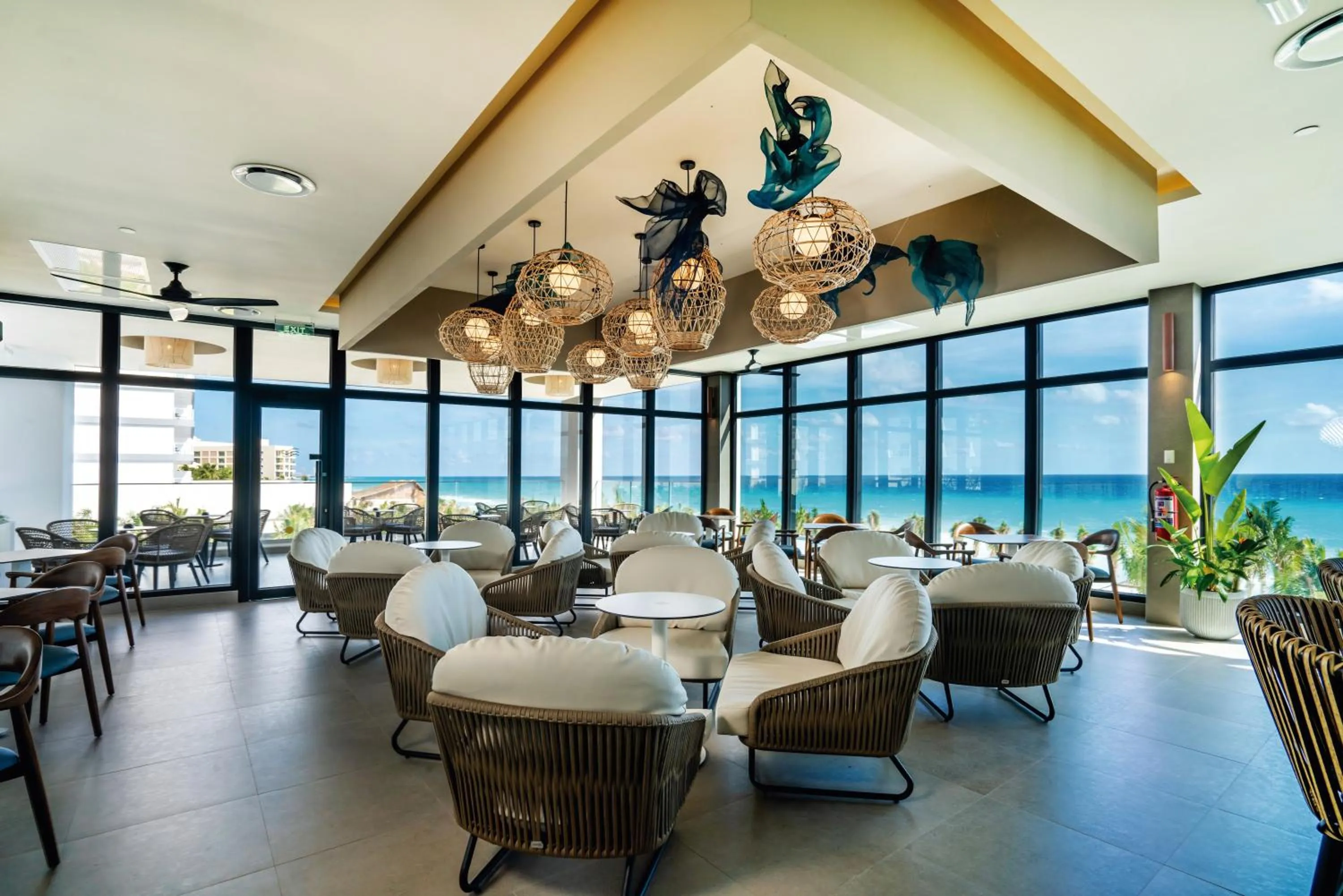 Lounge or bar in Riu Palace Kukulkan - Adults Only - All Inclusive