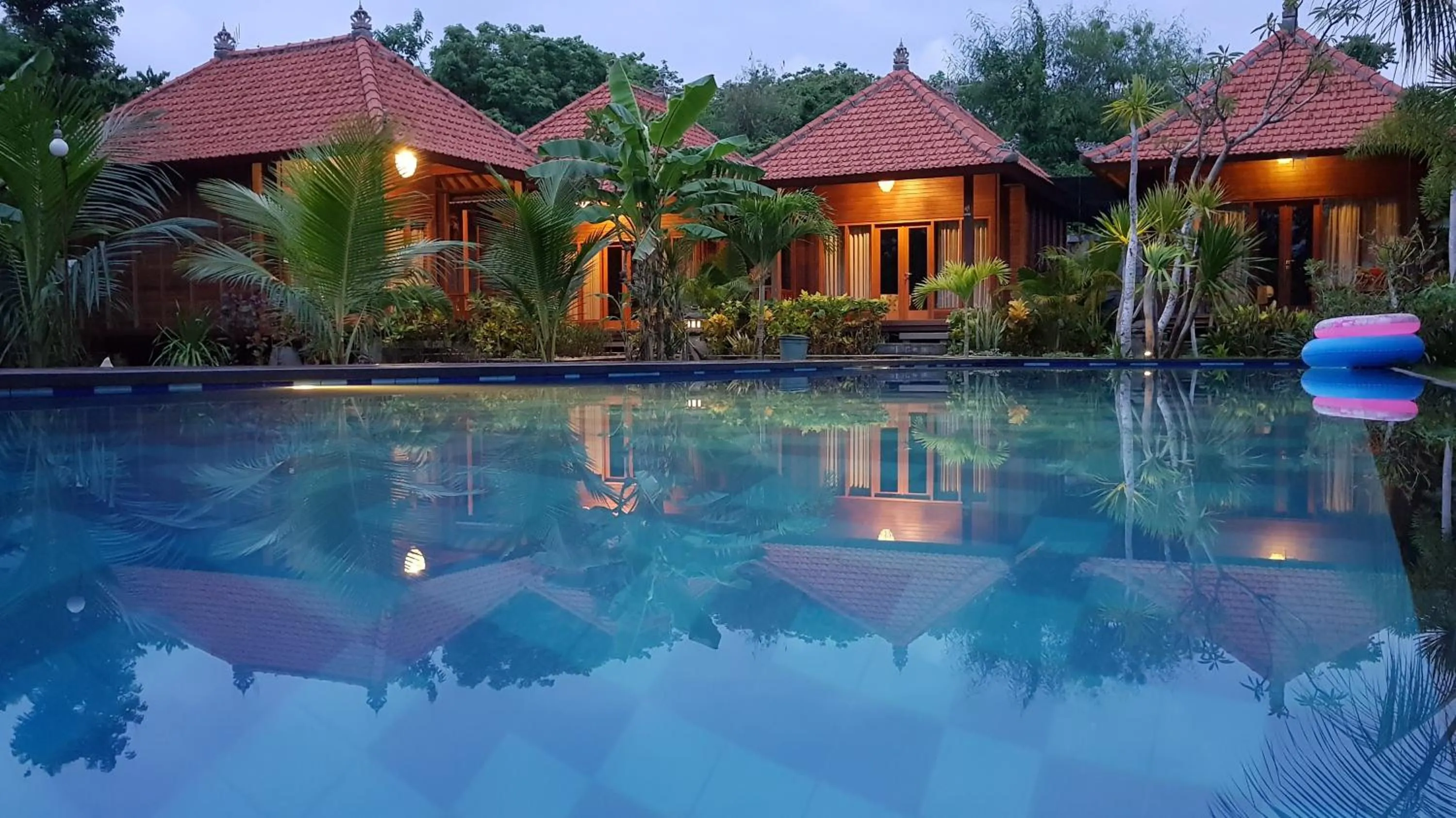 Swimming pool in Kencana Garden