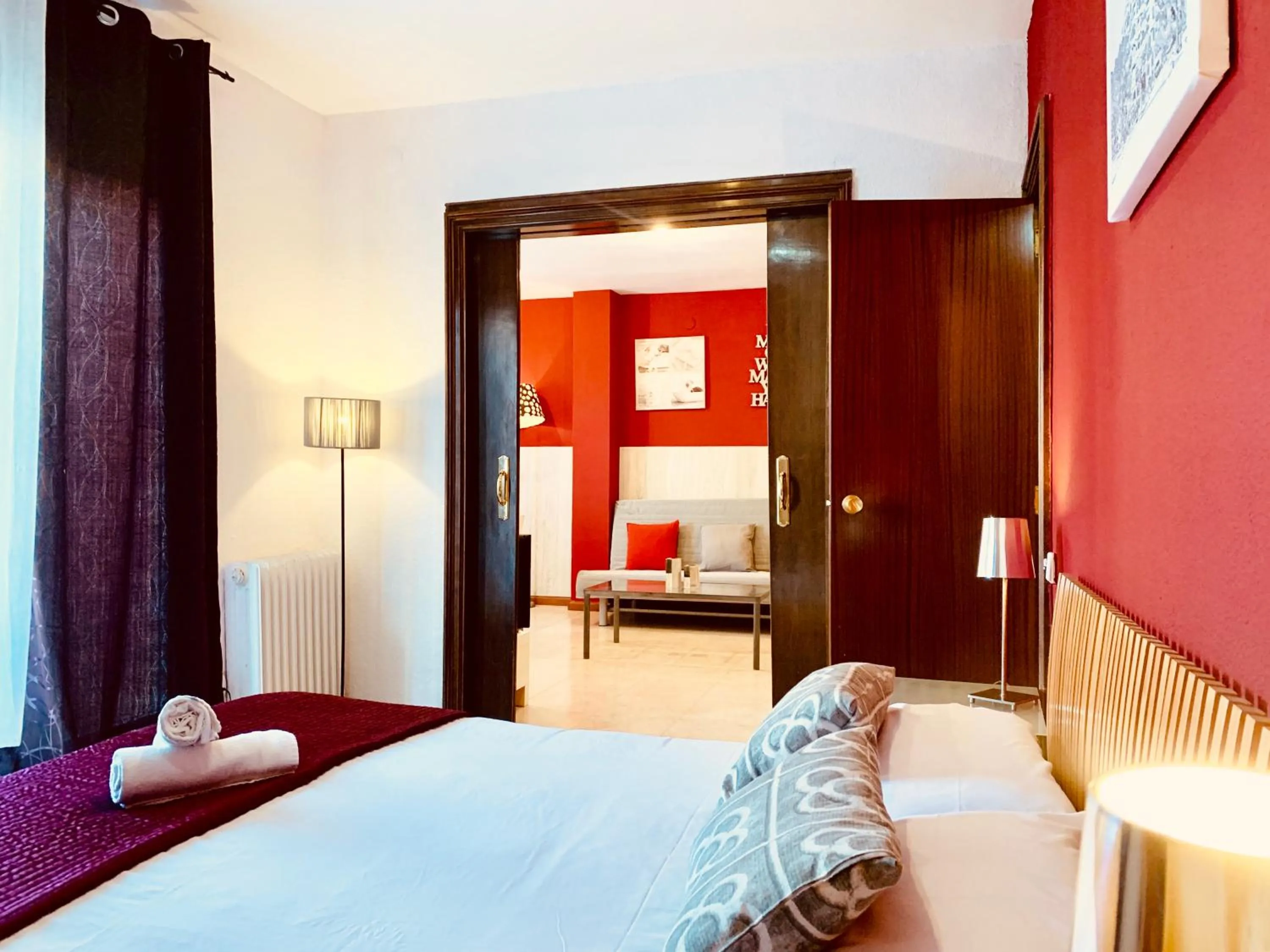 Bed in La Pedrera Residence