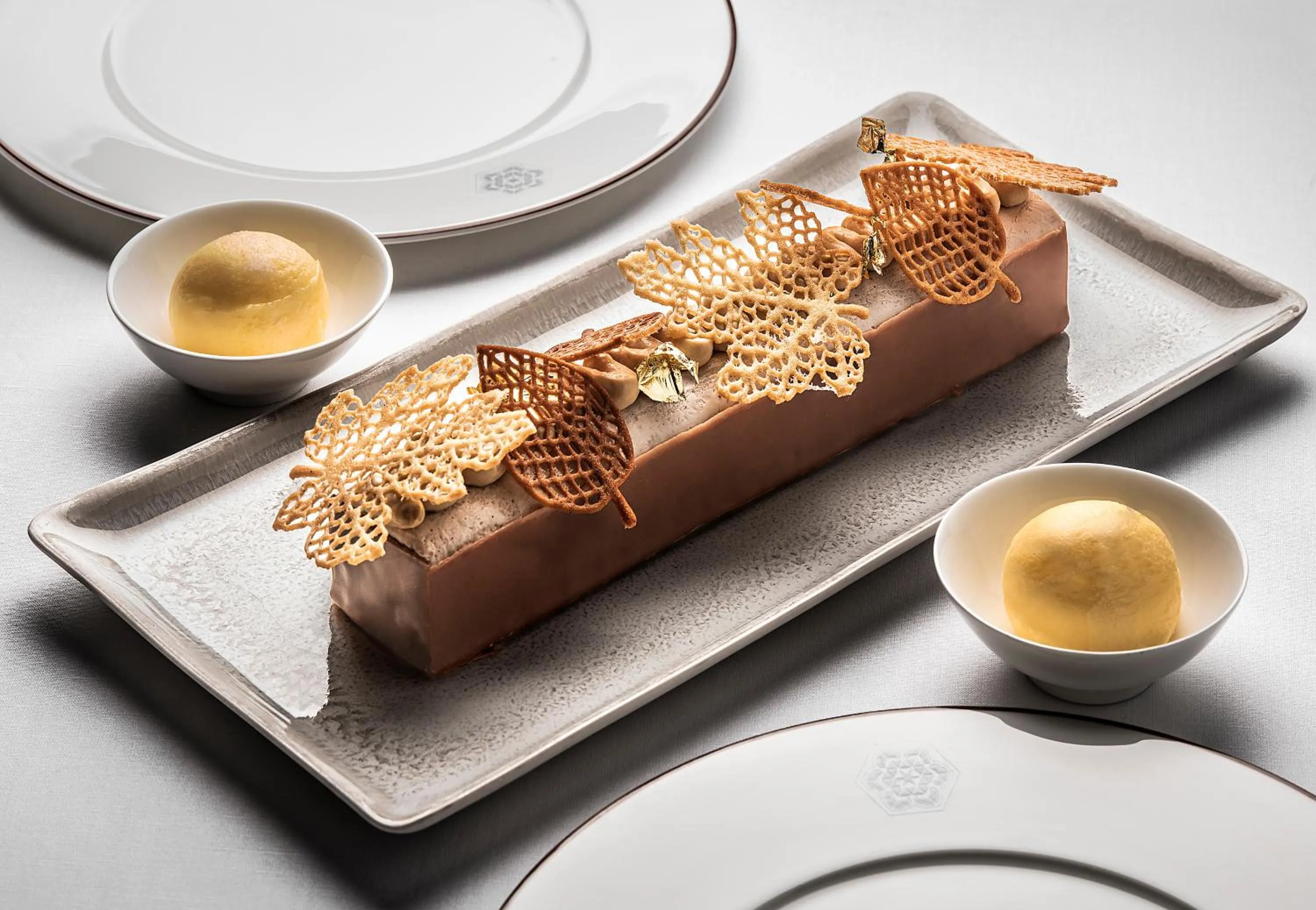 Restaurant/places to eat in Apogée Courchevel, Oetker Hotels