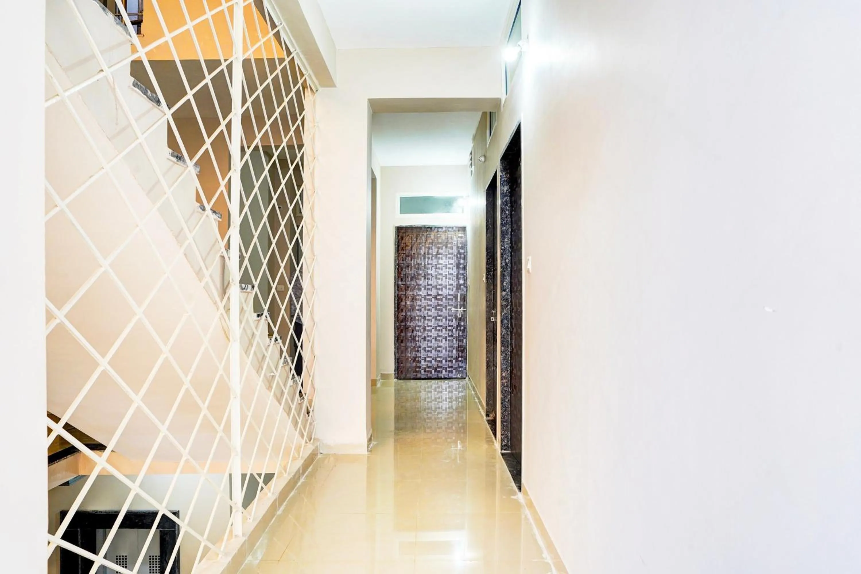 Lobby or reception in Hotel O MAZENTA PALACE