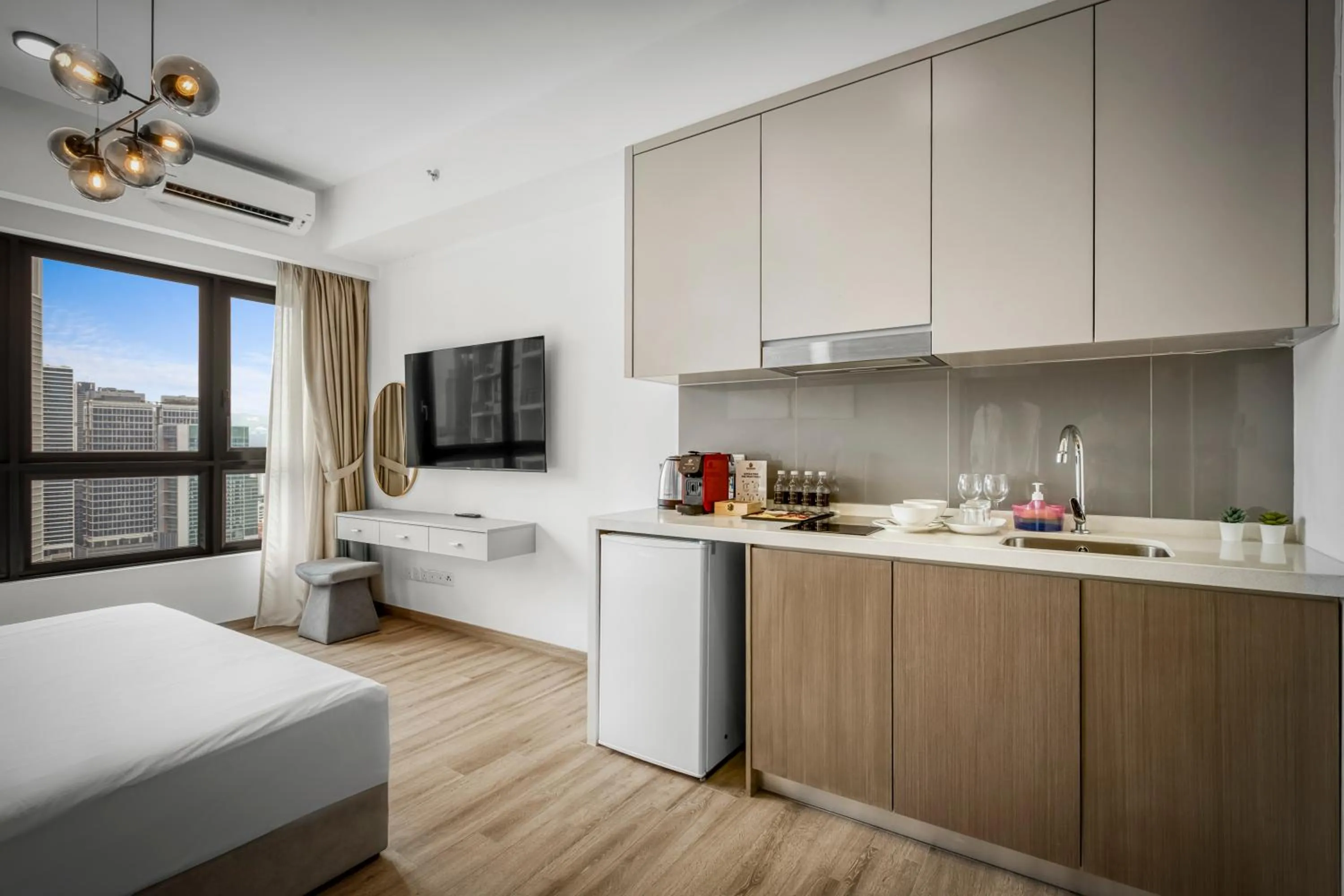 Kitchen or kitchenette, Bed in Ayatt Bukit Bintang