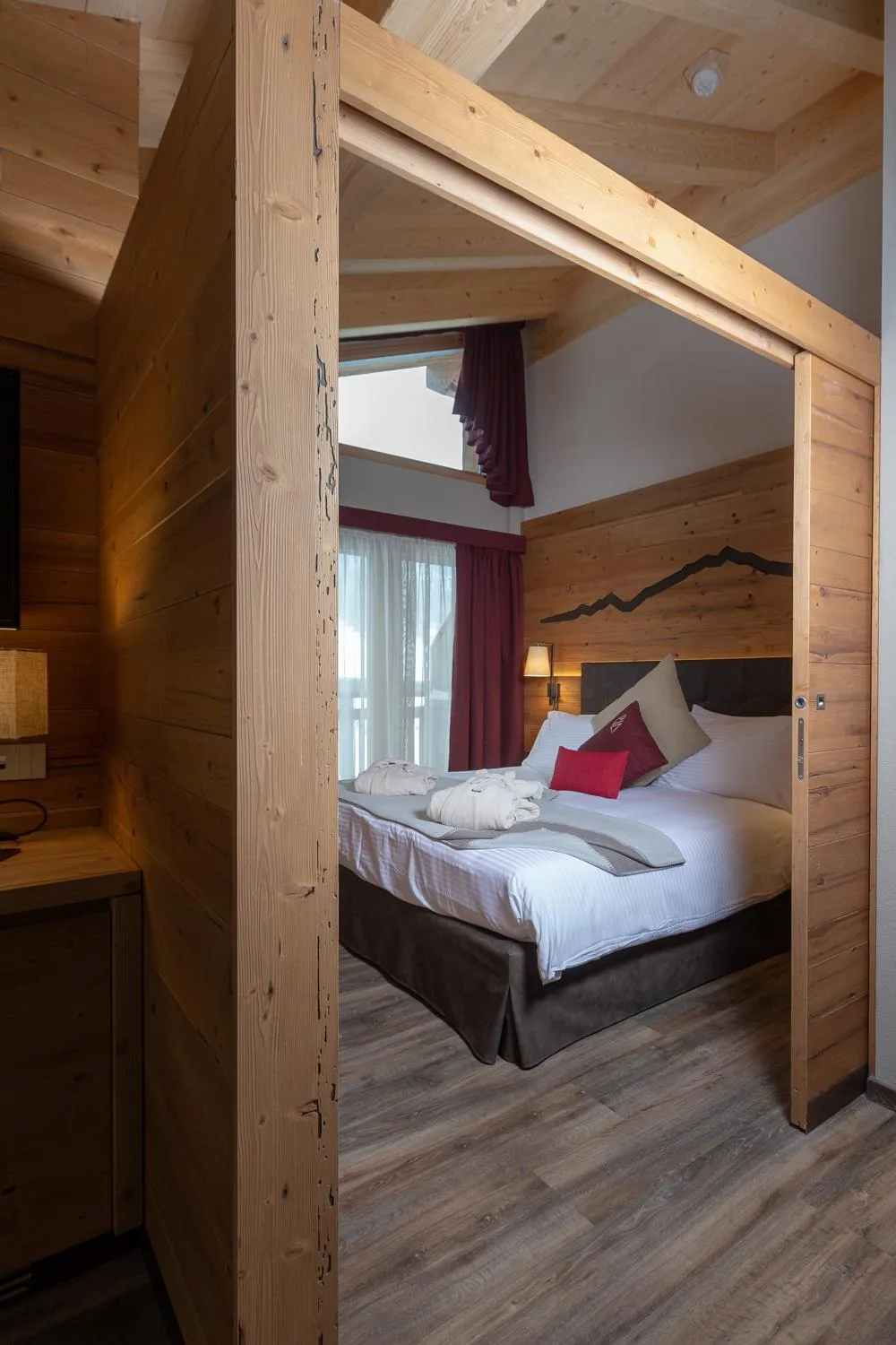 Bedroom, Bed in Mont Chalet Nevada - Hotel & Spa