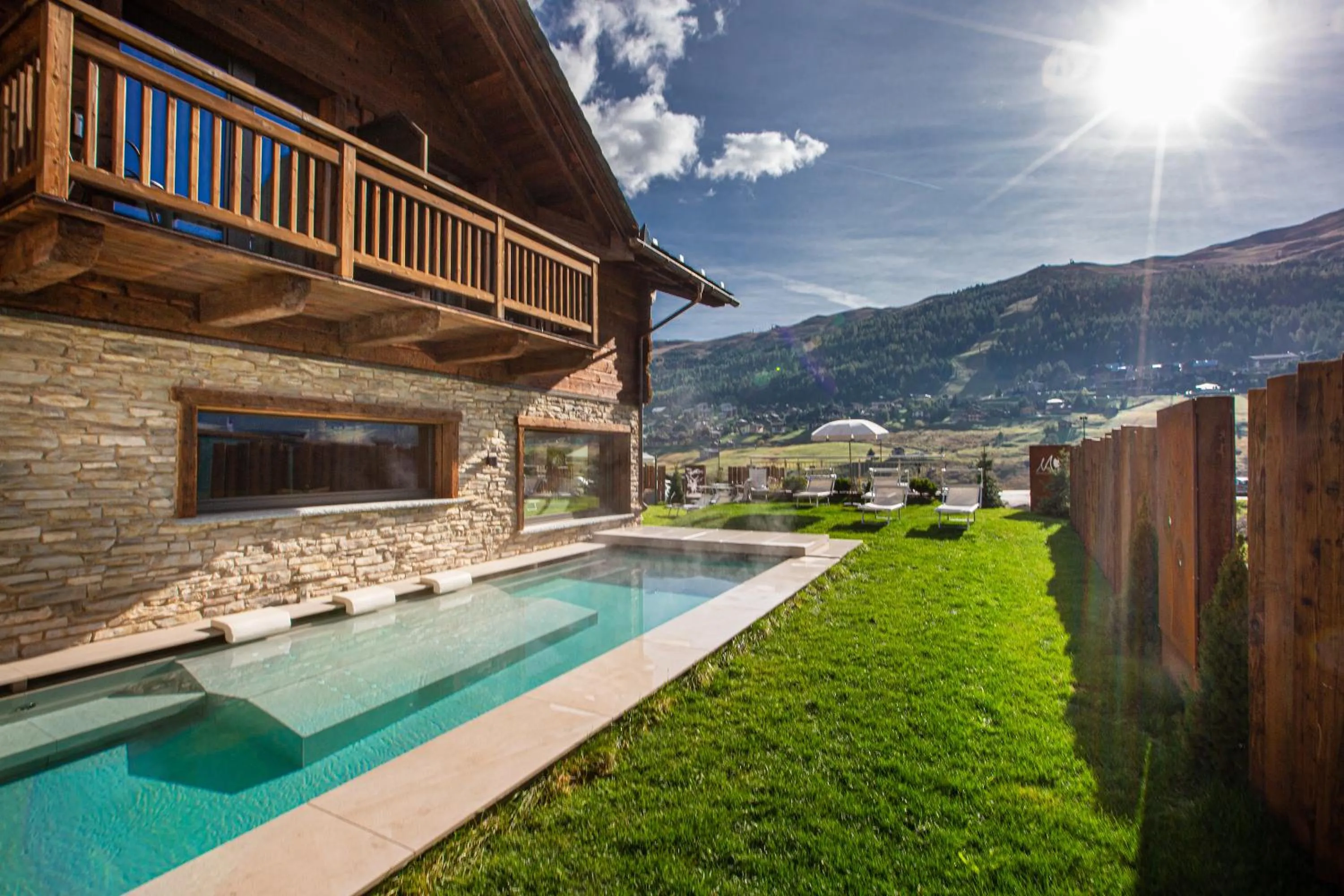 Garden in Mont Chalet Nevada - Hotel & Spa