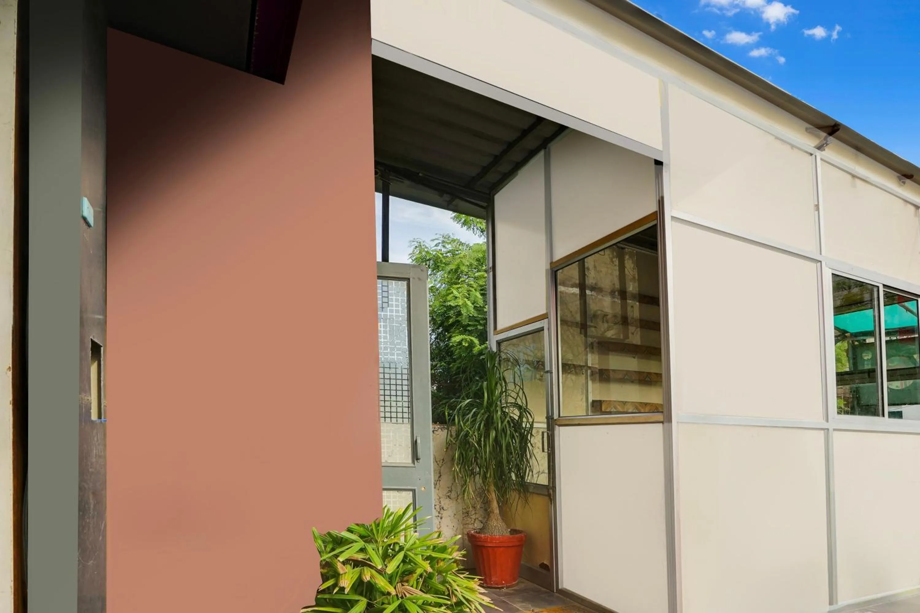 Facade/entrance in Hotel O JLN Marg Malviya Nagar Formerly Hotel Braj Haveli