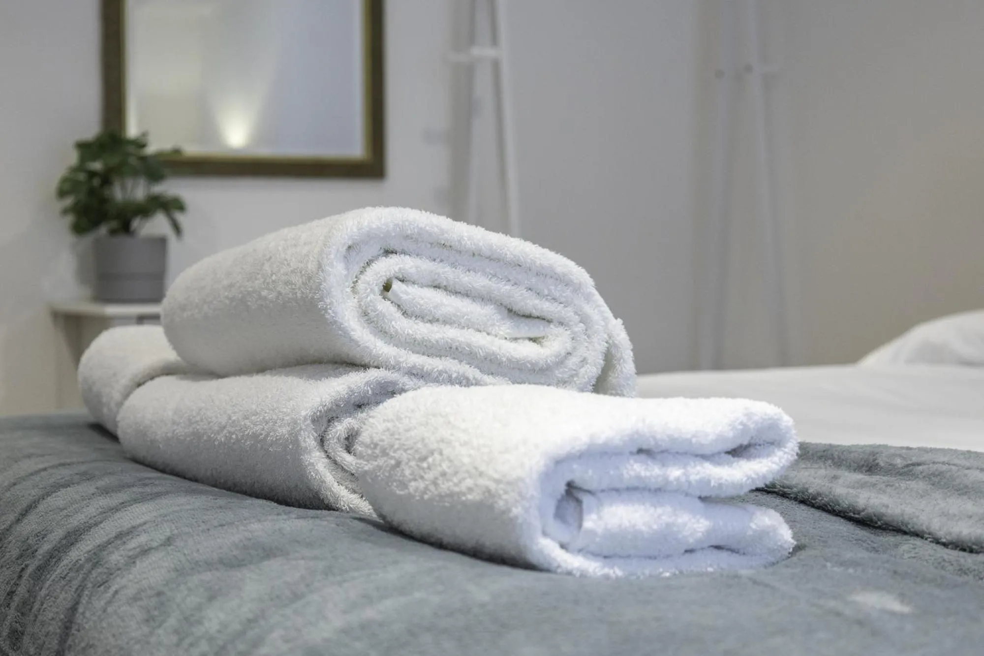 Bedroom, Bed in Upper Rock Brighton – Guest House