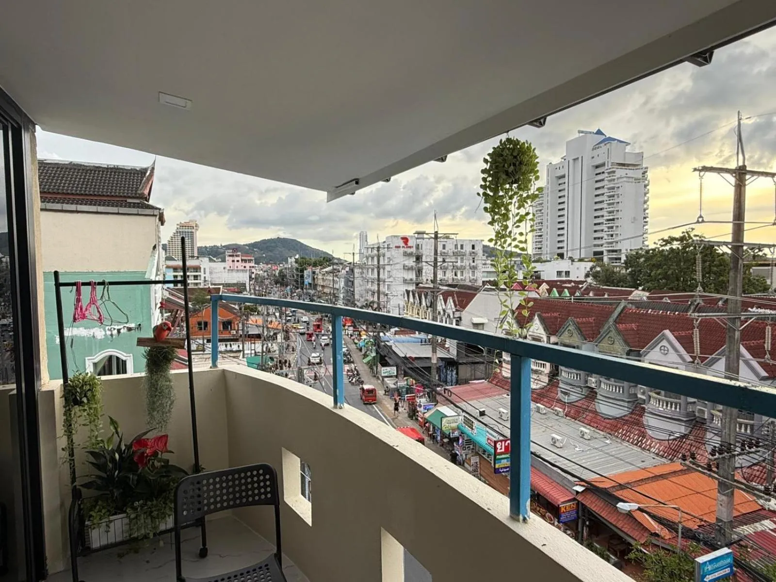 Day in Heaven House Restro & Bar