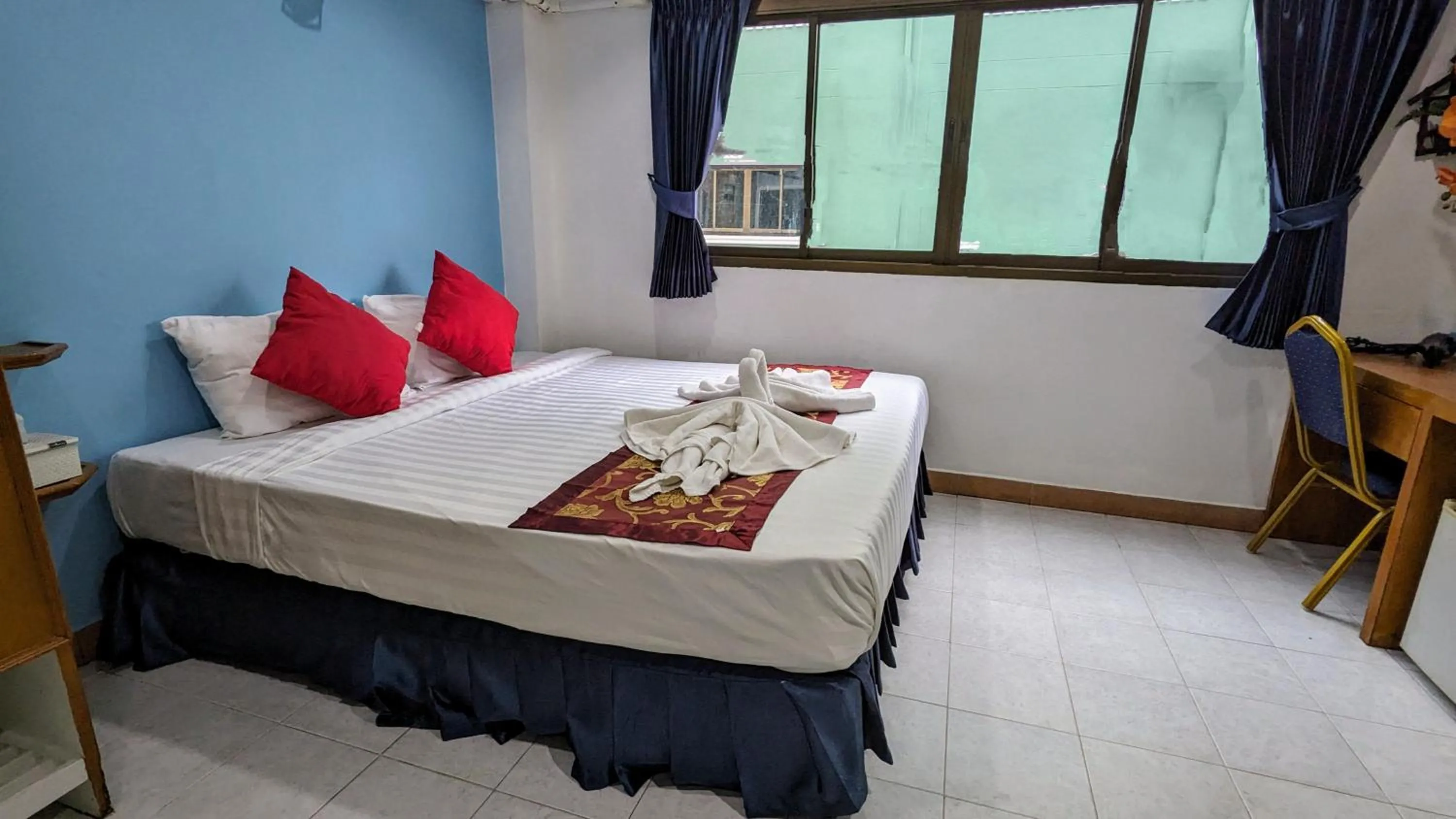 Bed in Heaven House Restro & Bar