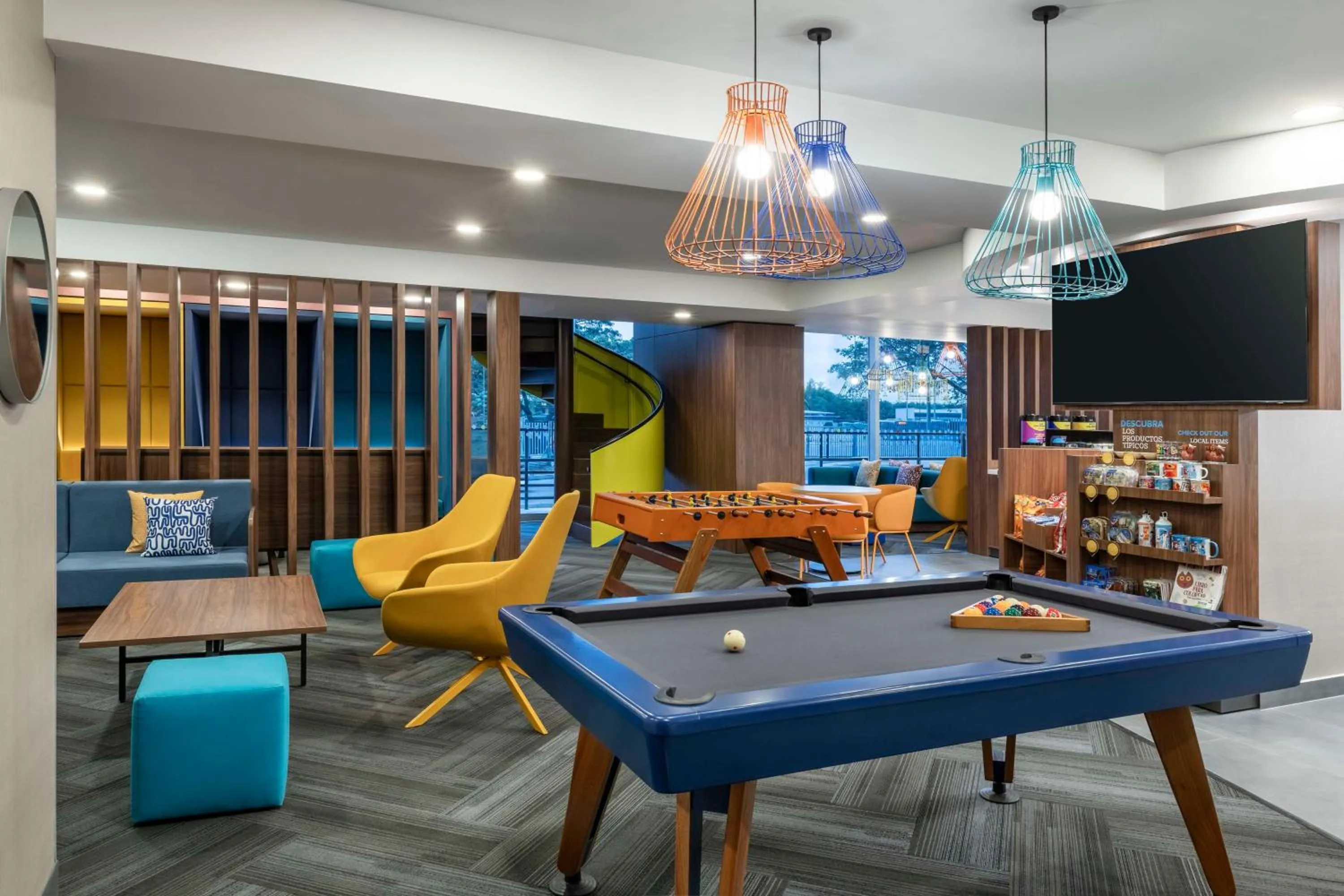 Lobby or reception in Tru By Hilton Cali Sur