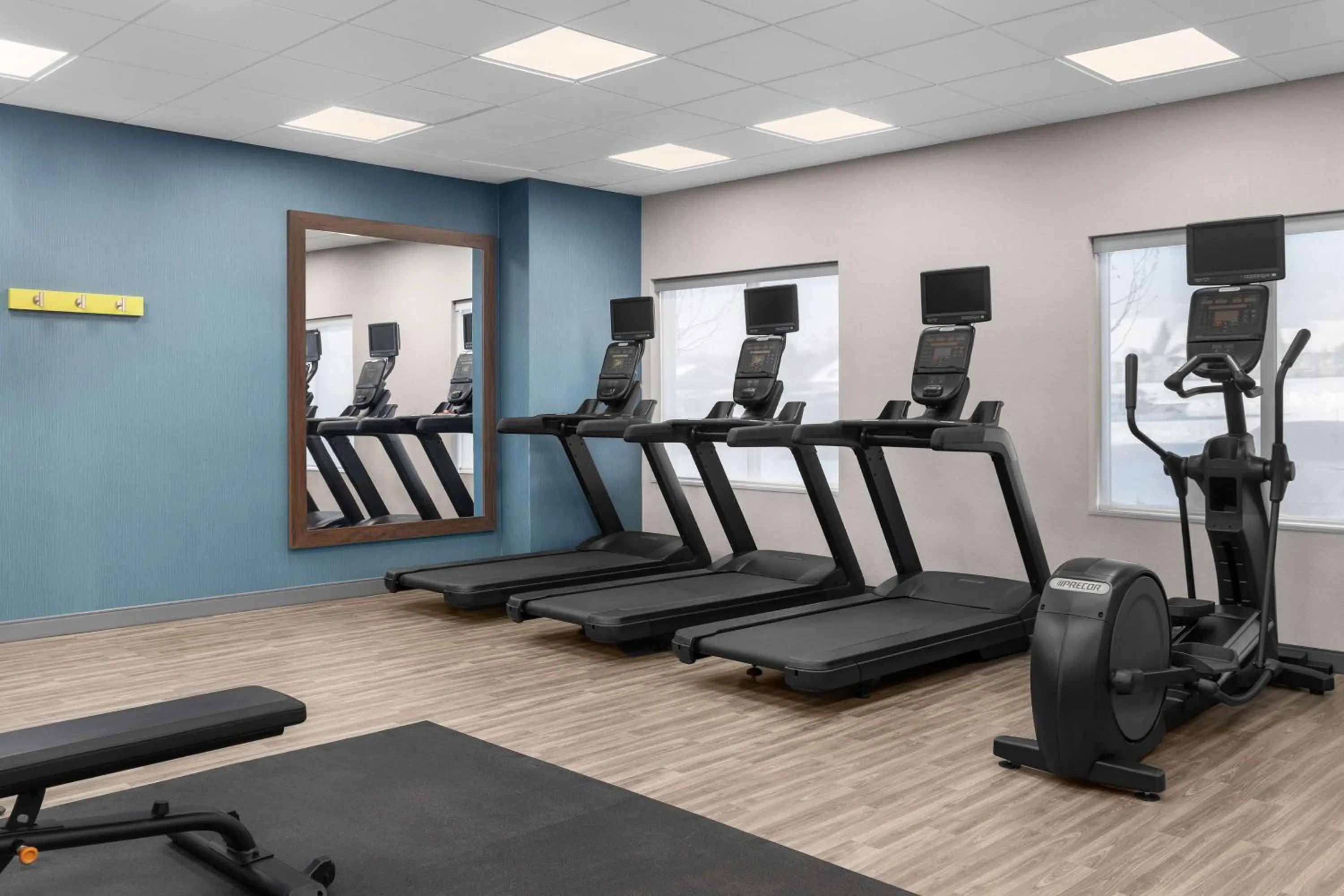 Fitness centre/facilities in Hampton Inn & Suites Orangeville, On