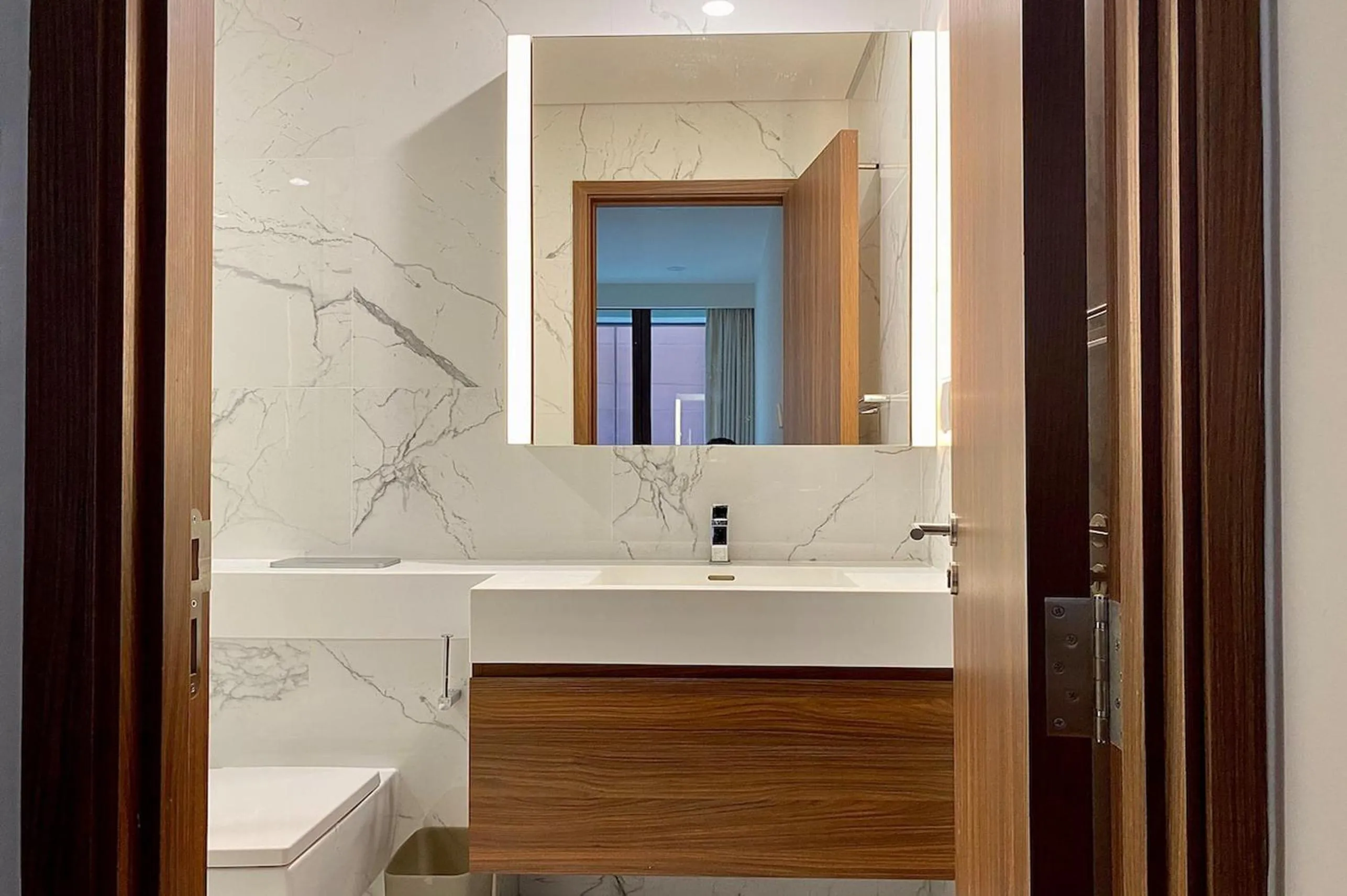 Bathroom in The Metropole - Horizon View Riverside D2