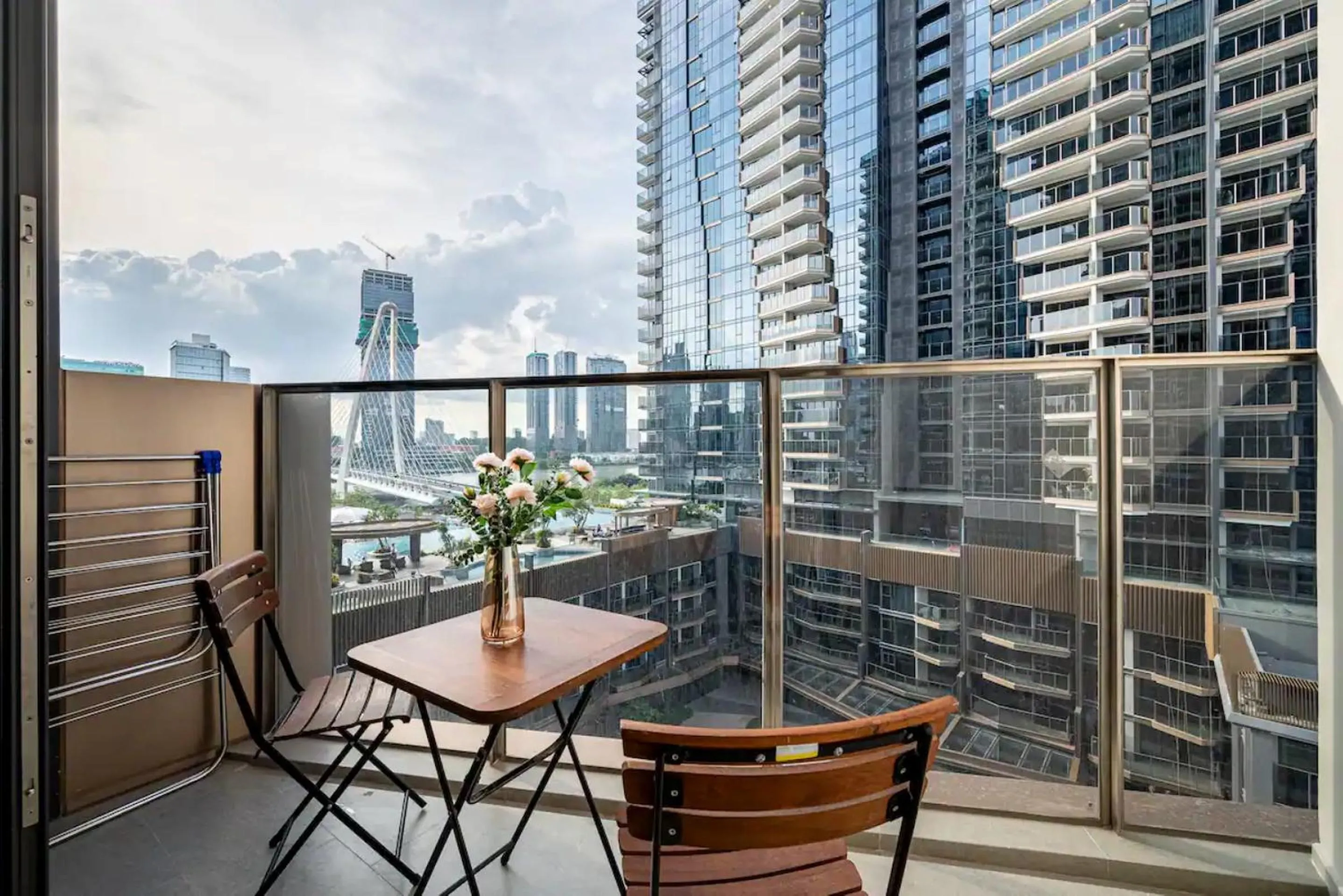 Patio in The Metropole - Horizon View Riverside D2