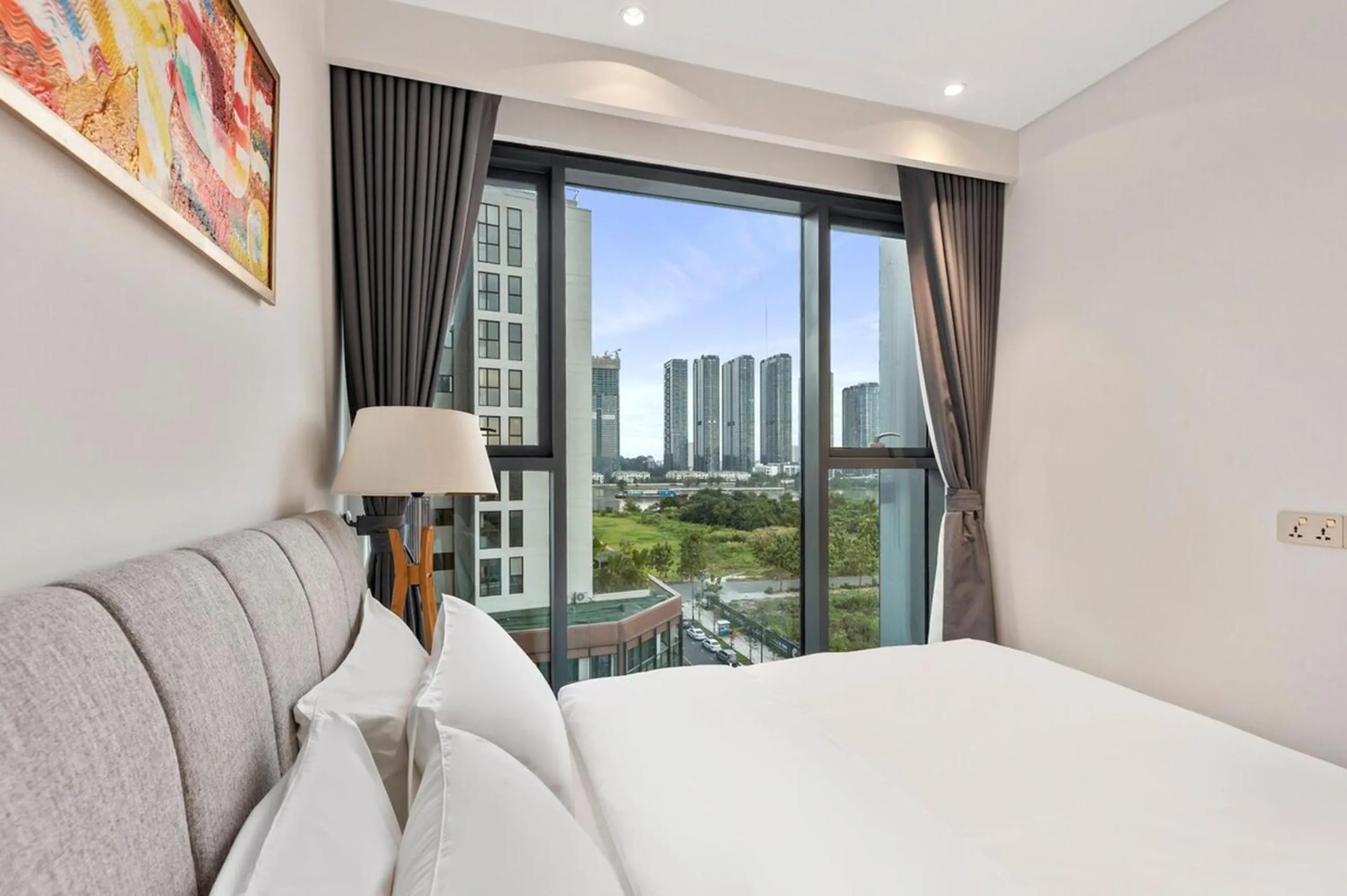 Bed in The Metropole - Horizon View Riverside D2