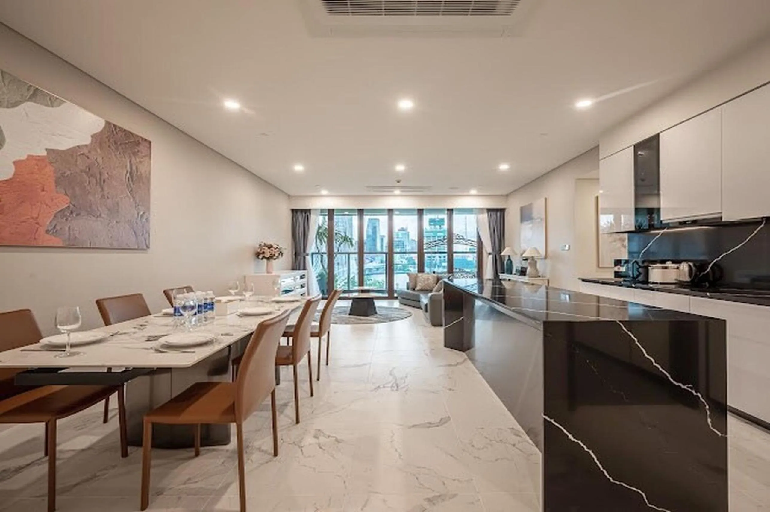 Kitchen or kitchenette in The Metropole - Horizon View Riverside D2