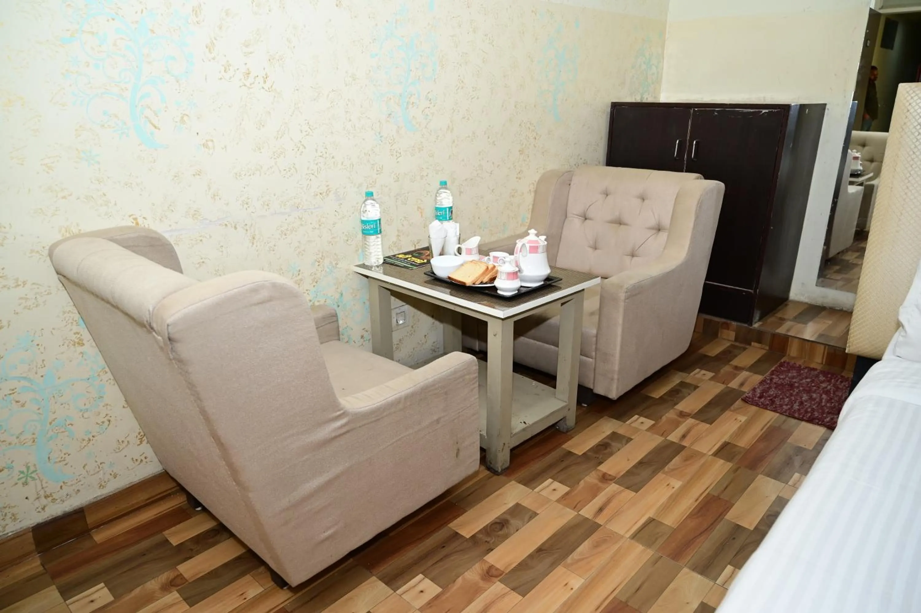 Bedroom in Hotel Krishna Pride