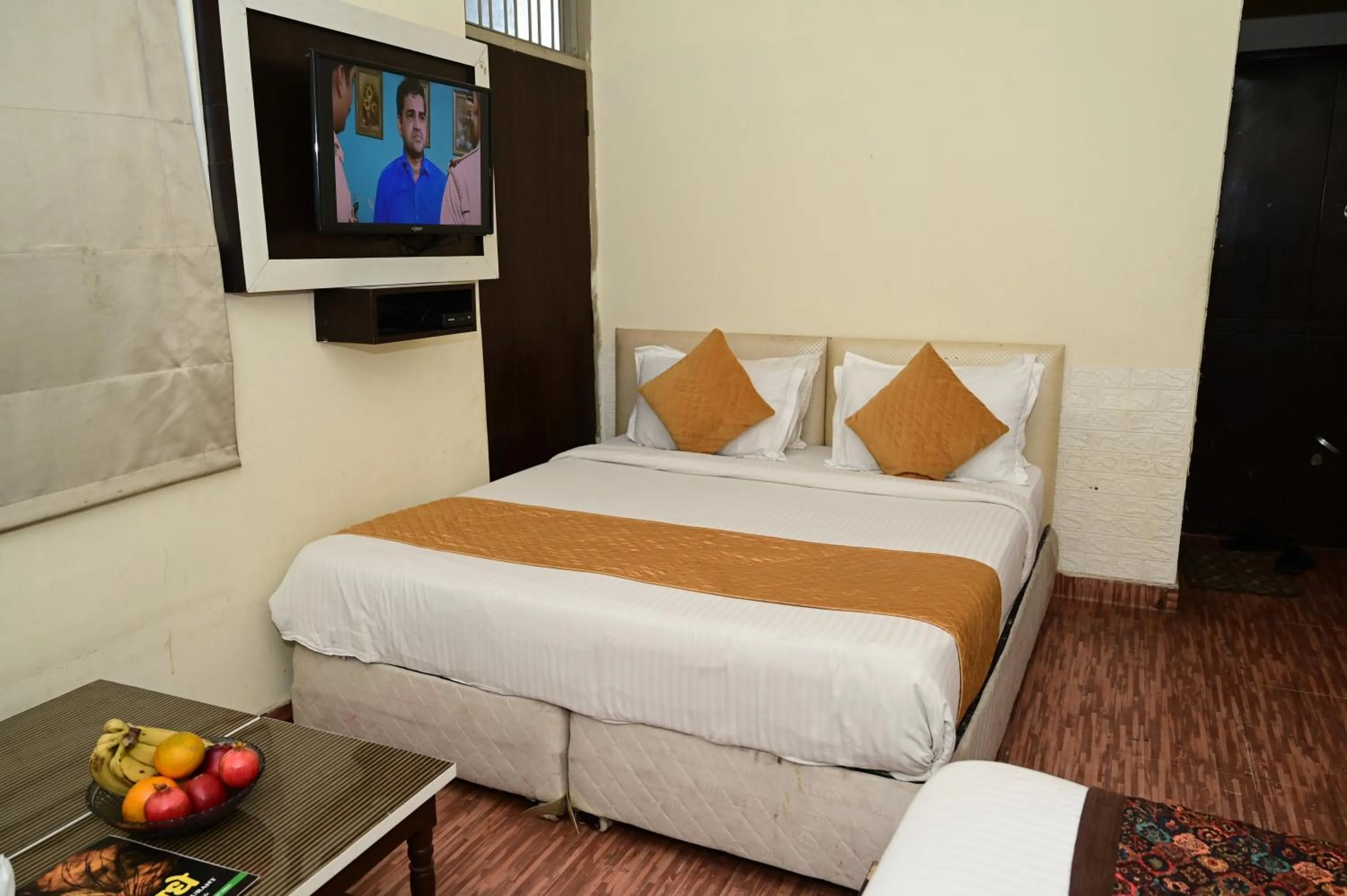 Bedroom in Hotel Krishna Pride