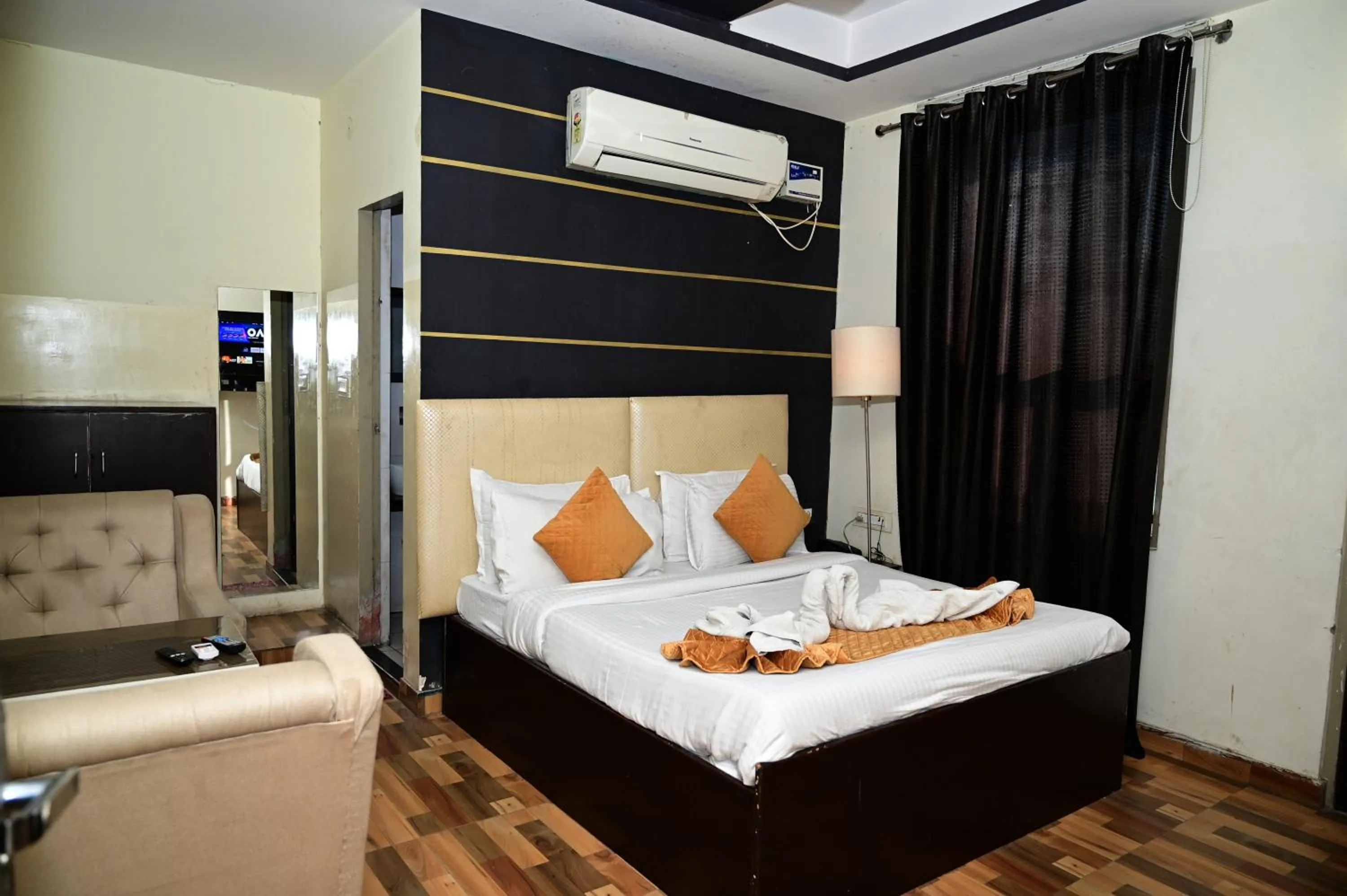 Bedroom, Bed in Hotel Krishna Pride