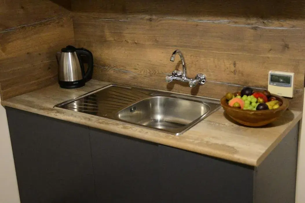 Deluxe Twin Room - single occupancy in City Plaza Deluxe Twin Room - single occupancy in City Plaza