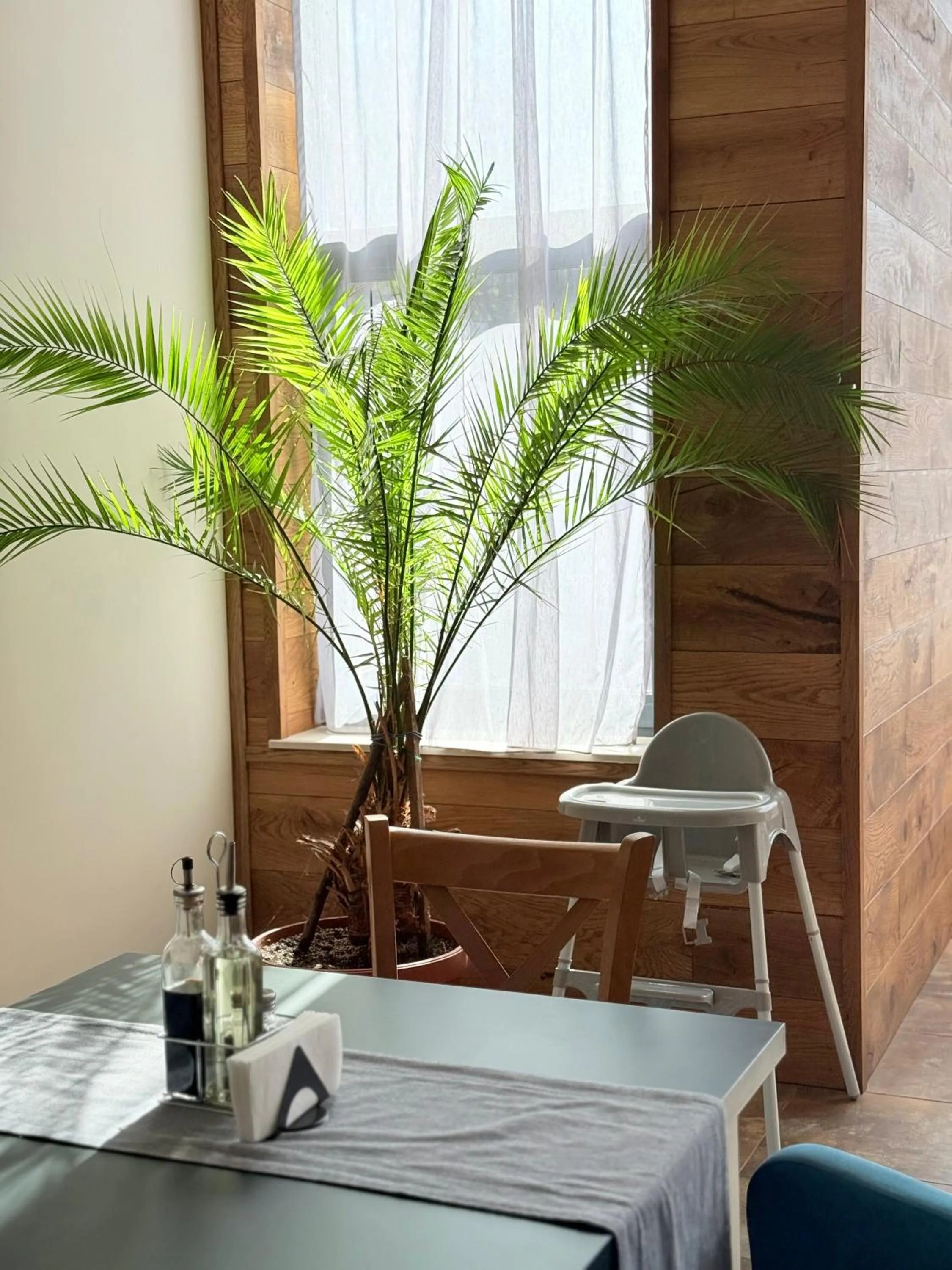 Restaurant/places to eat in City Plaza