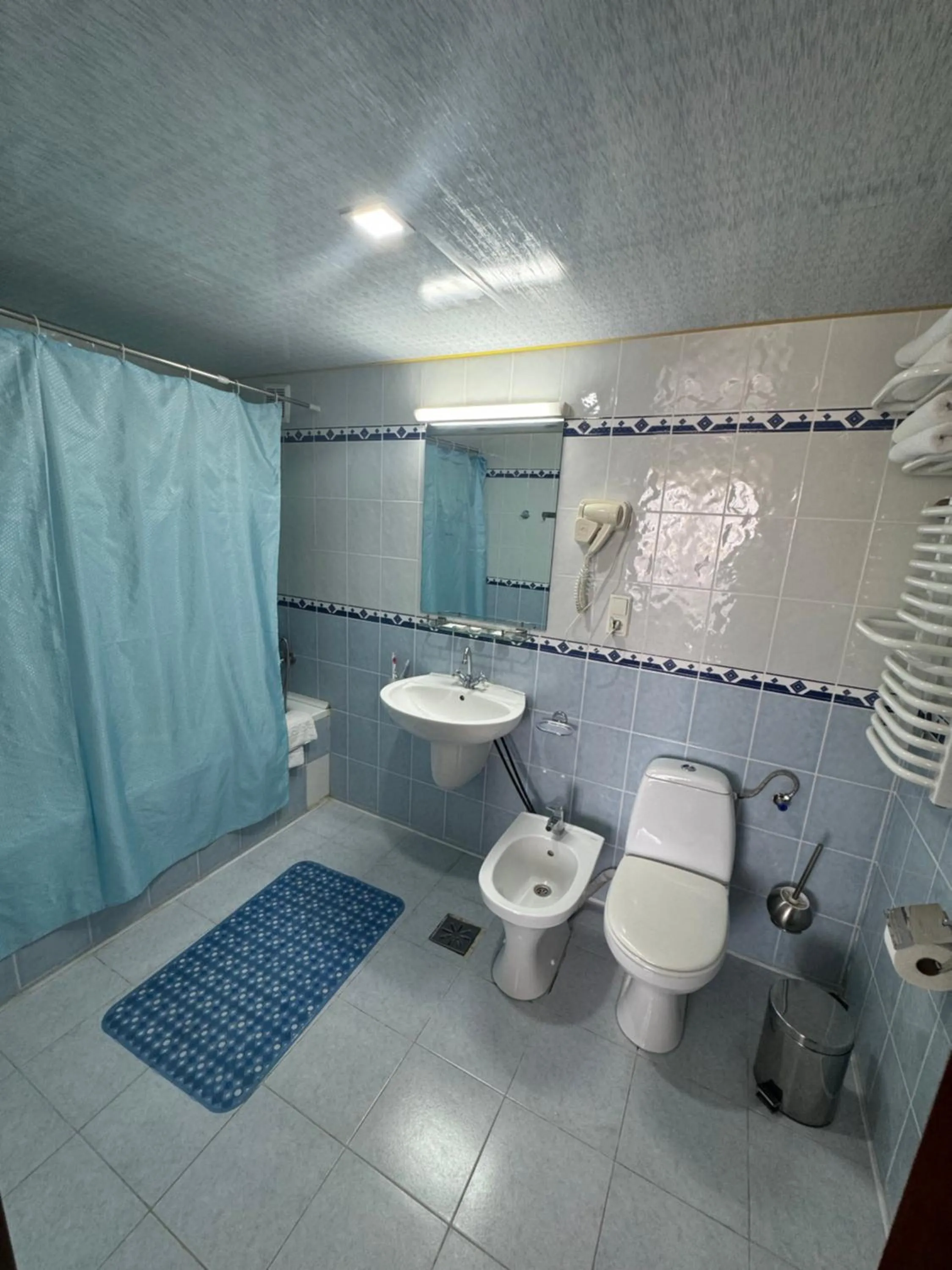 Shower in Hotel Grand Bukhara