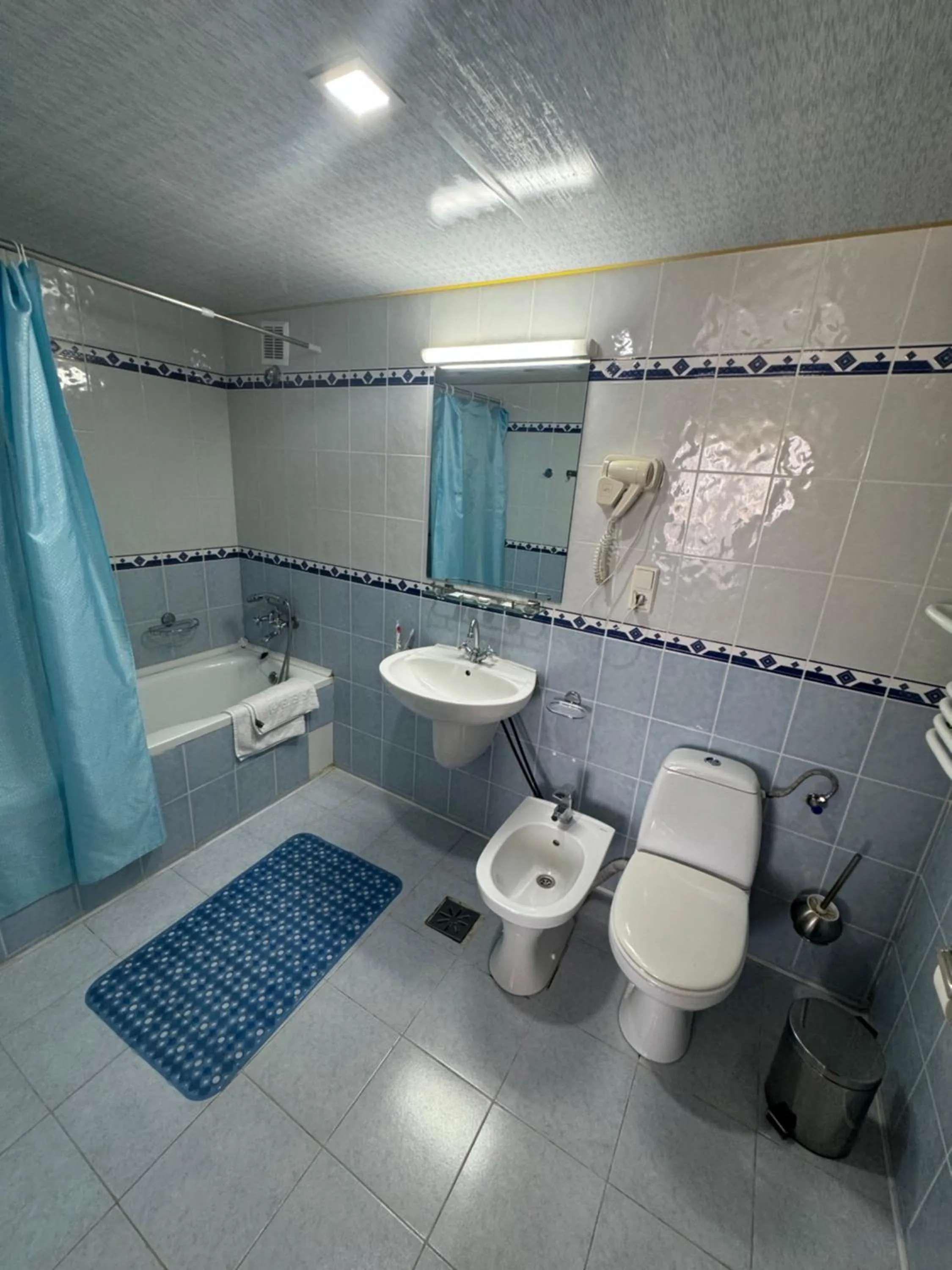 Shower in Hotel Grand Bukhara