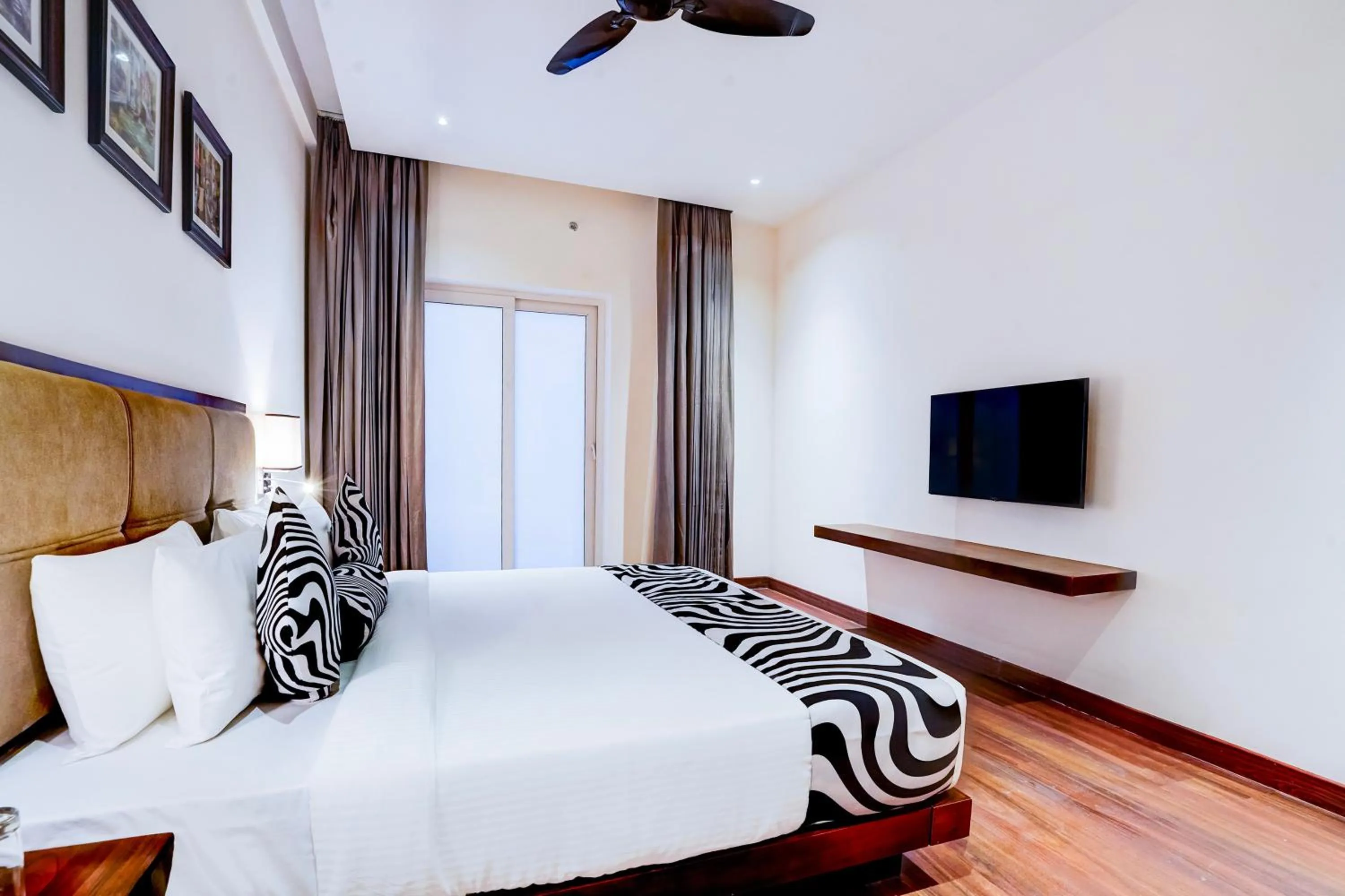 Bedroom, Bed in Sunday Resort & Spa by CheckIn Manesar Gurugram