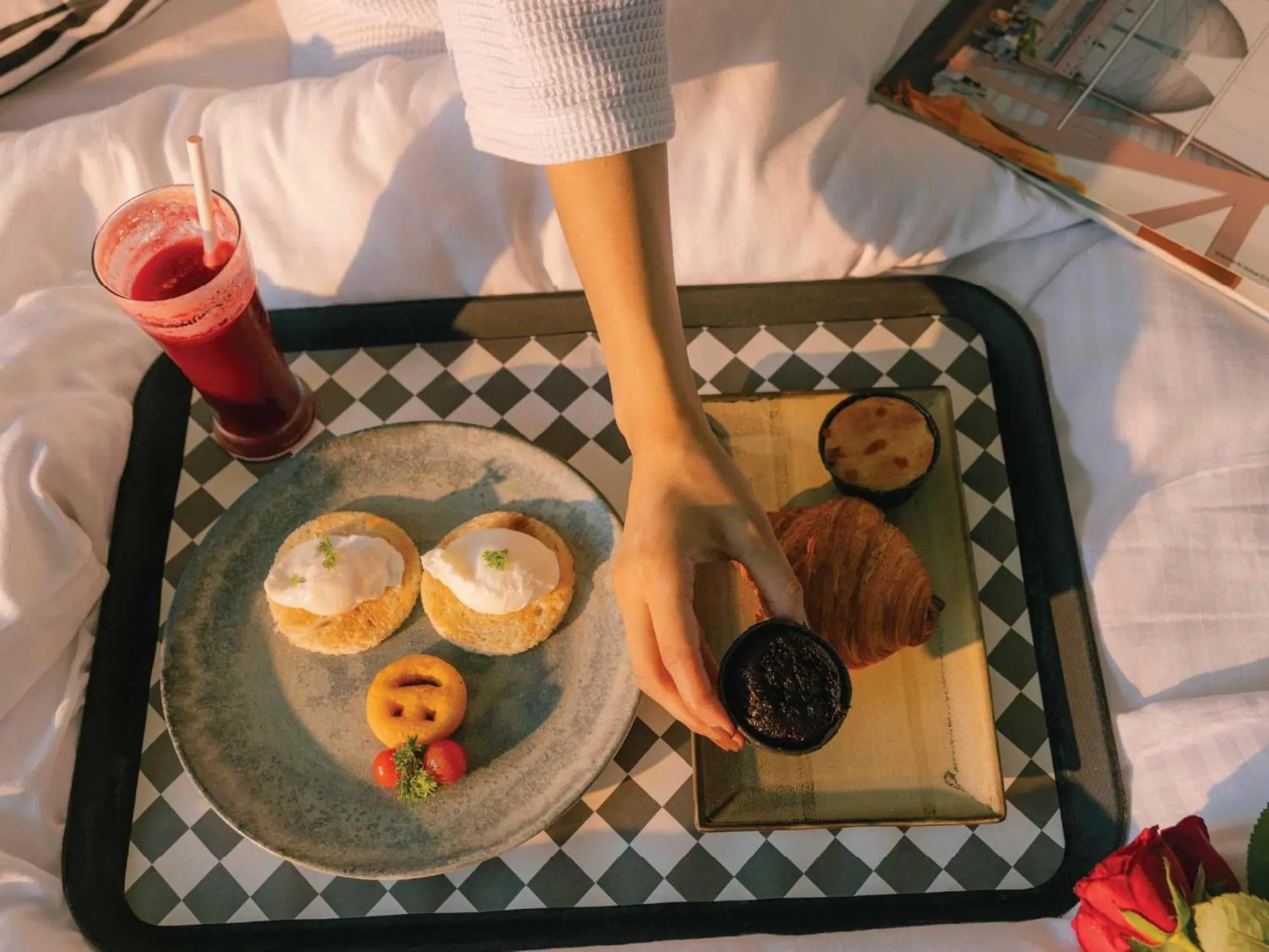 Dining area in Sunday Resort & Spa by CheckIn Manesar Gurugram