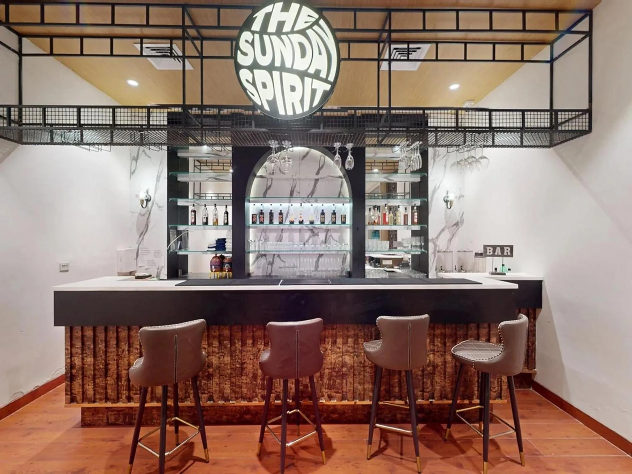 Lounge or bar in Sunday Resort & Spa by CheckIn Manesar Gurugram