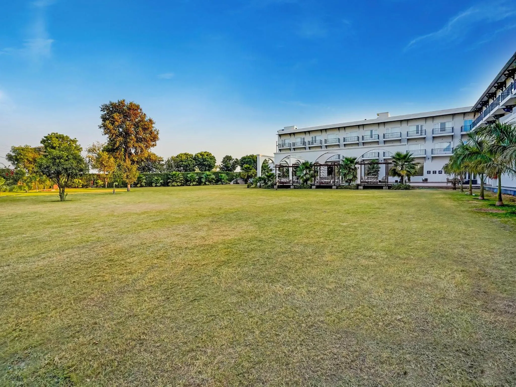 Sunday Resort & Spa by CheckIn Manesar Gurugram