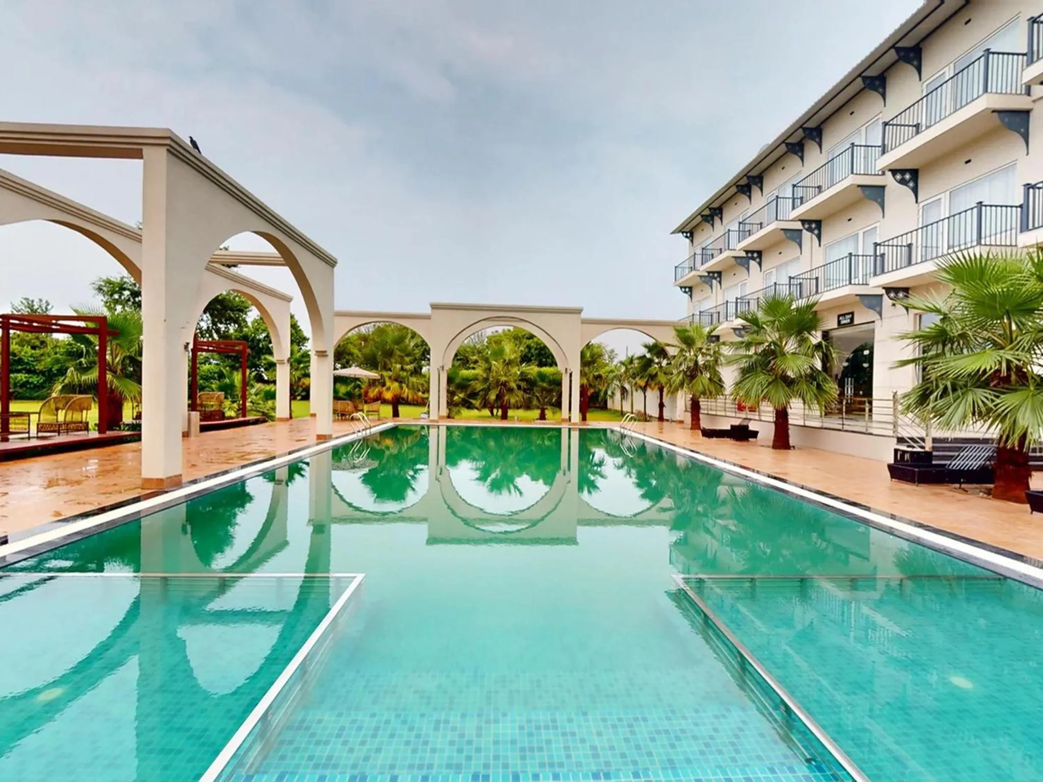 Sunday Resort & Spa by CheckIn Manesar Gurugram