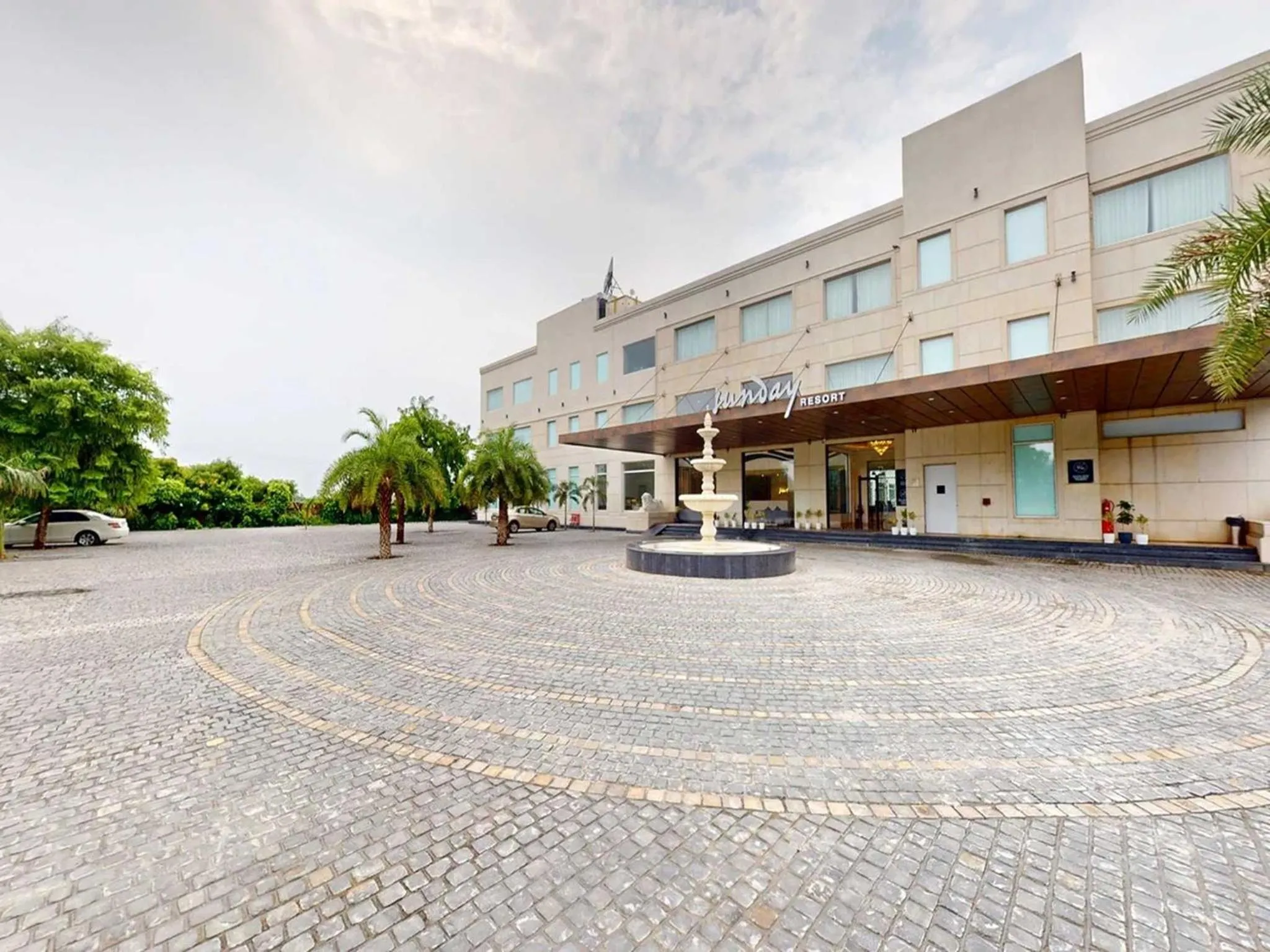 Facade/entrance in Sunday Resort & Spa by CheckIn Manesar Gurugram