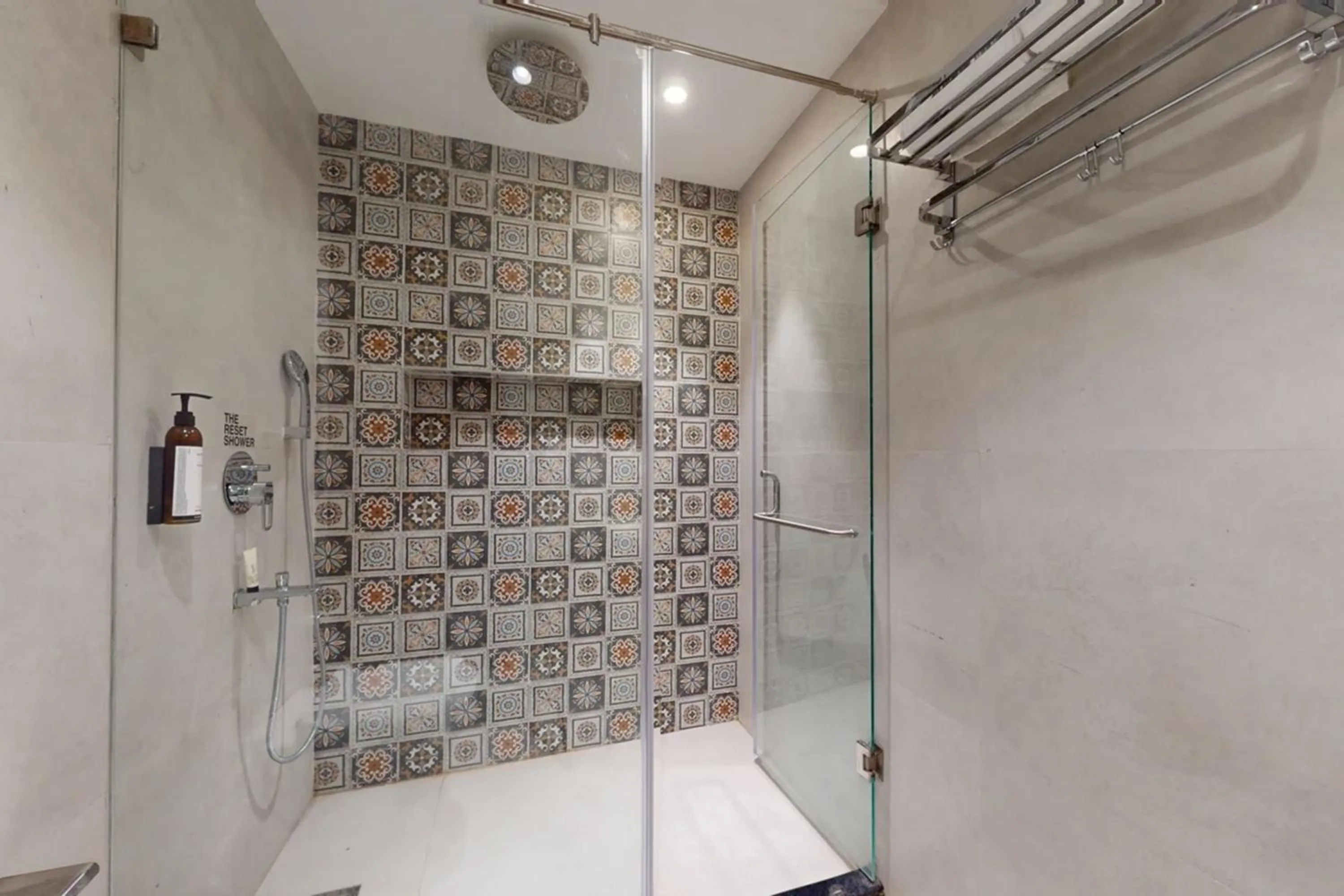 Sunday Resort & Spa by CheckIn Manesar Gurugram