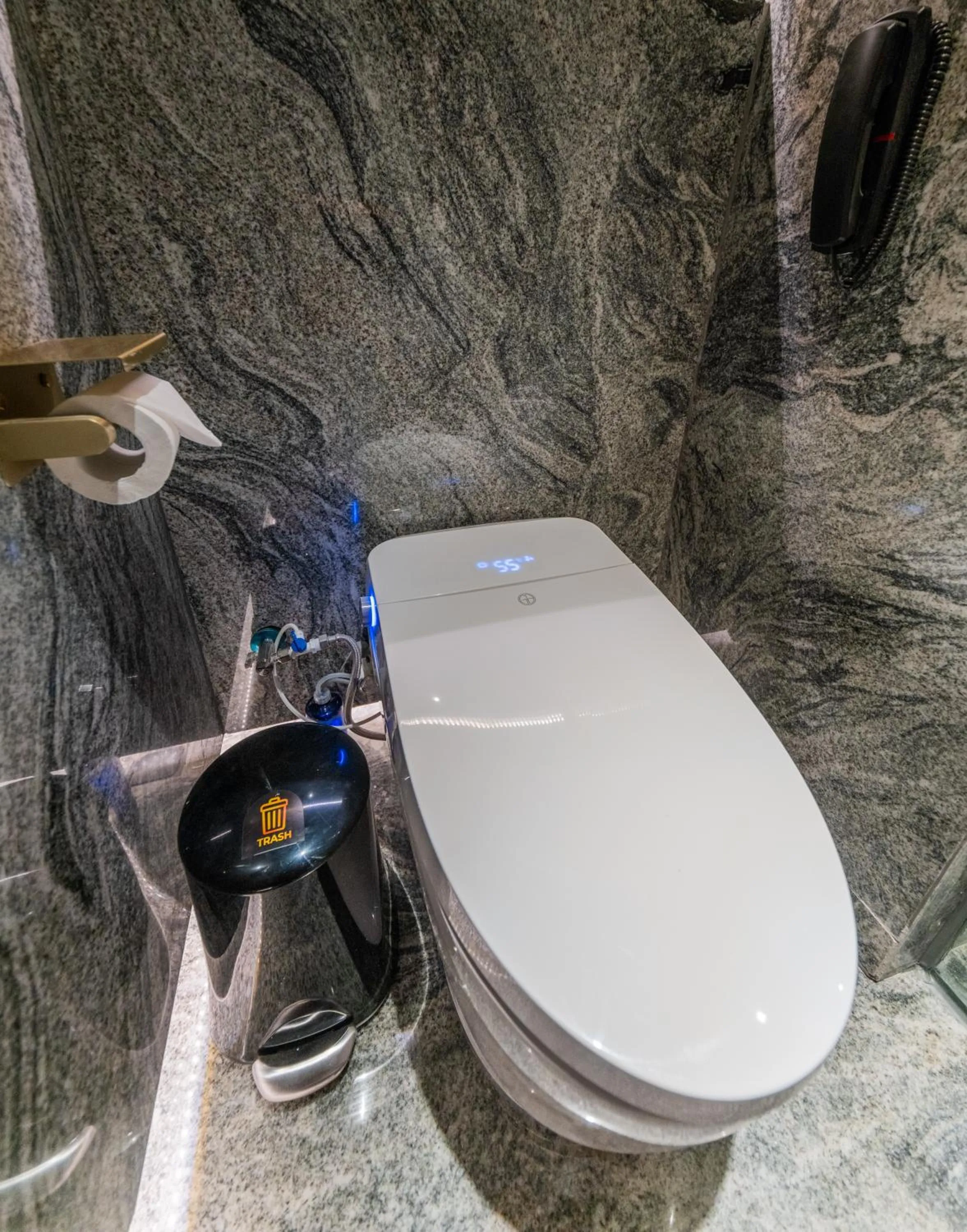 Toilet in The All - Suite Pentacity Hotel Balikpapan