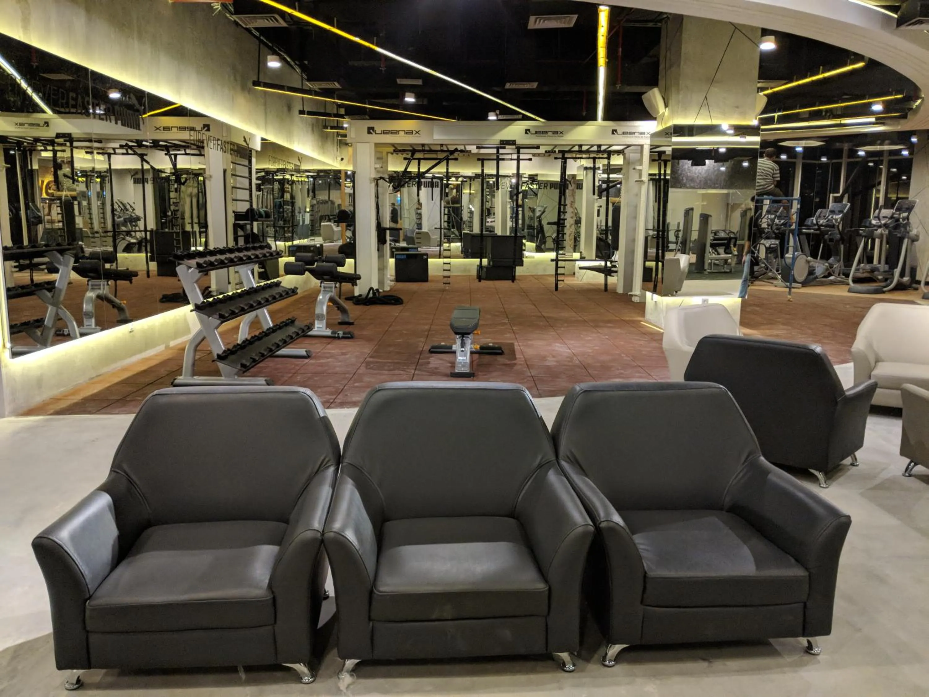 Fitness centre/facilities in The All - Suite Pentacity Hotel Balikpapan