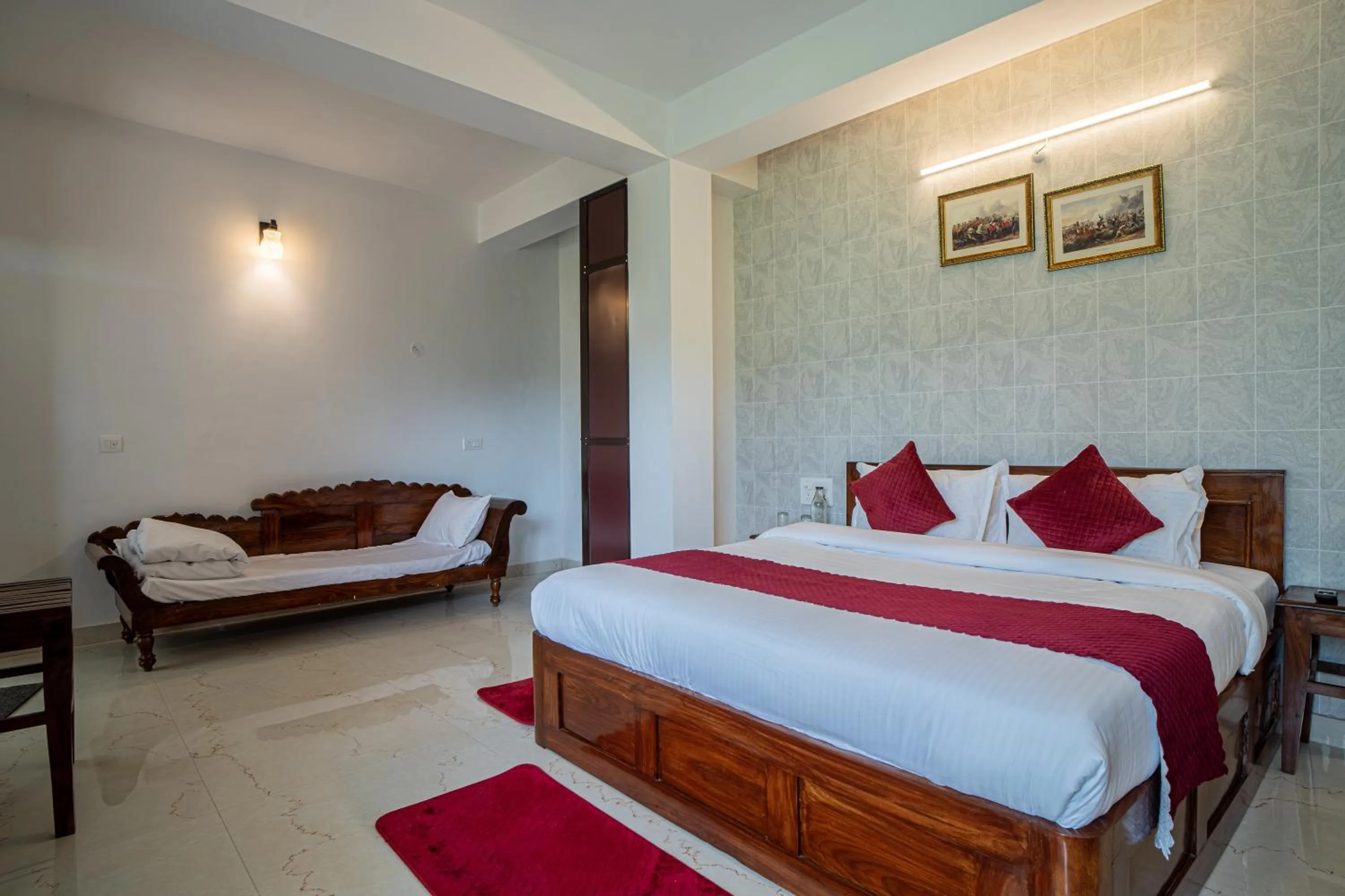 Bedroom, Bed in Captain Resorts