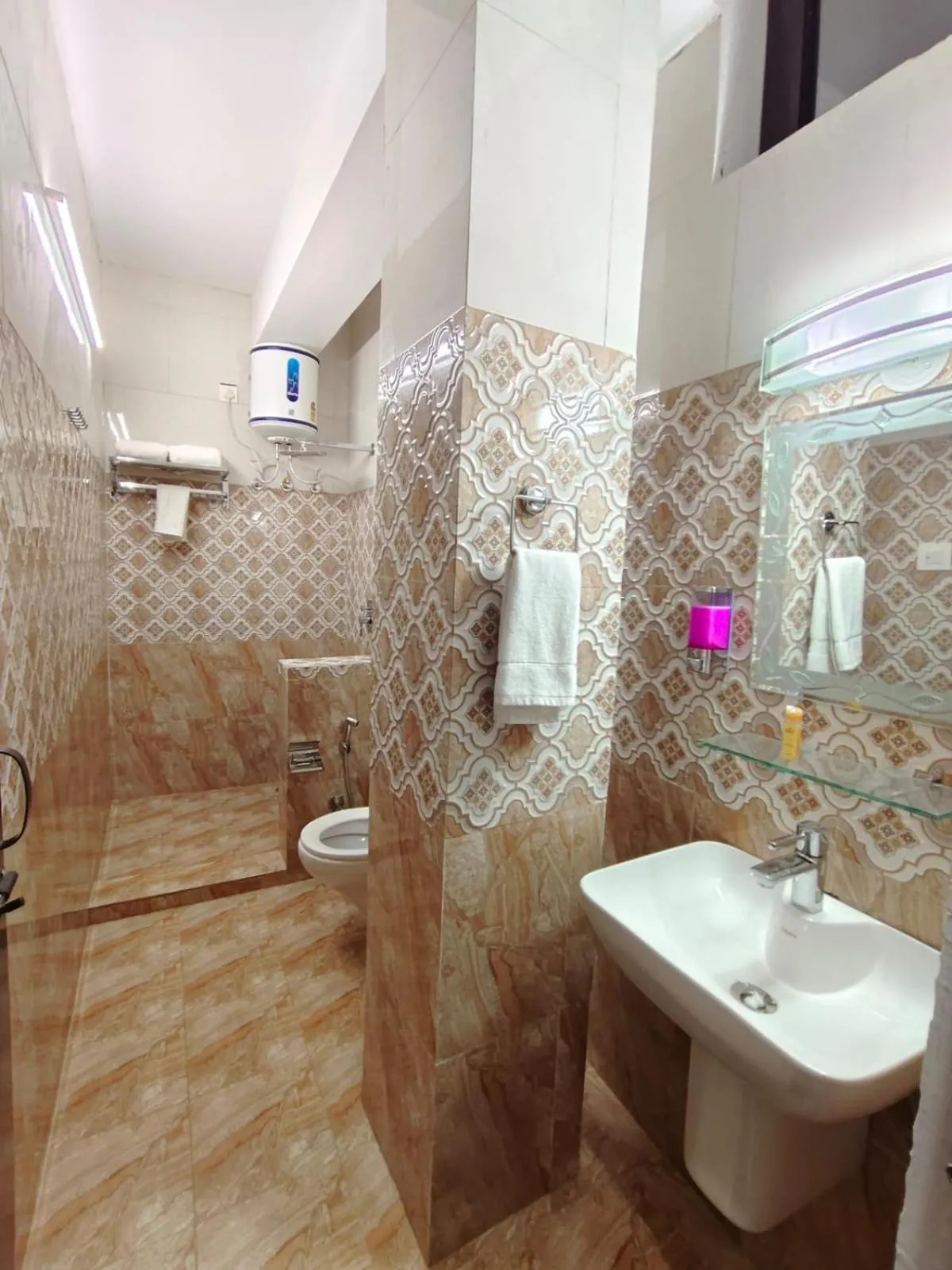 Bathroom in Captain Resorts