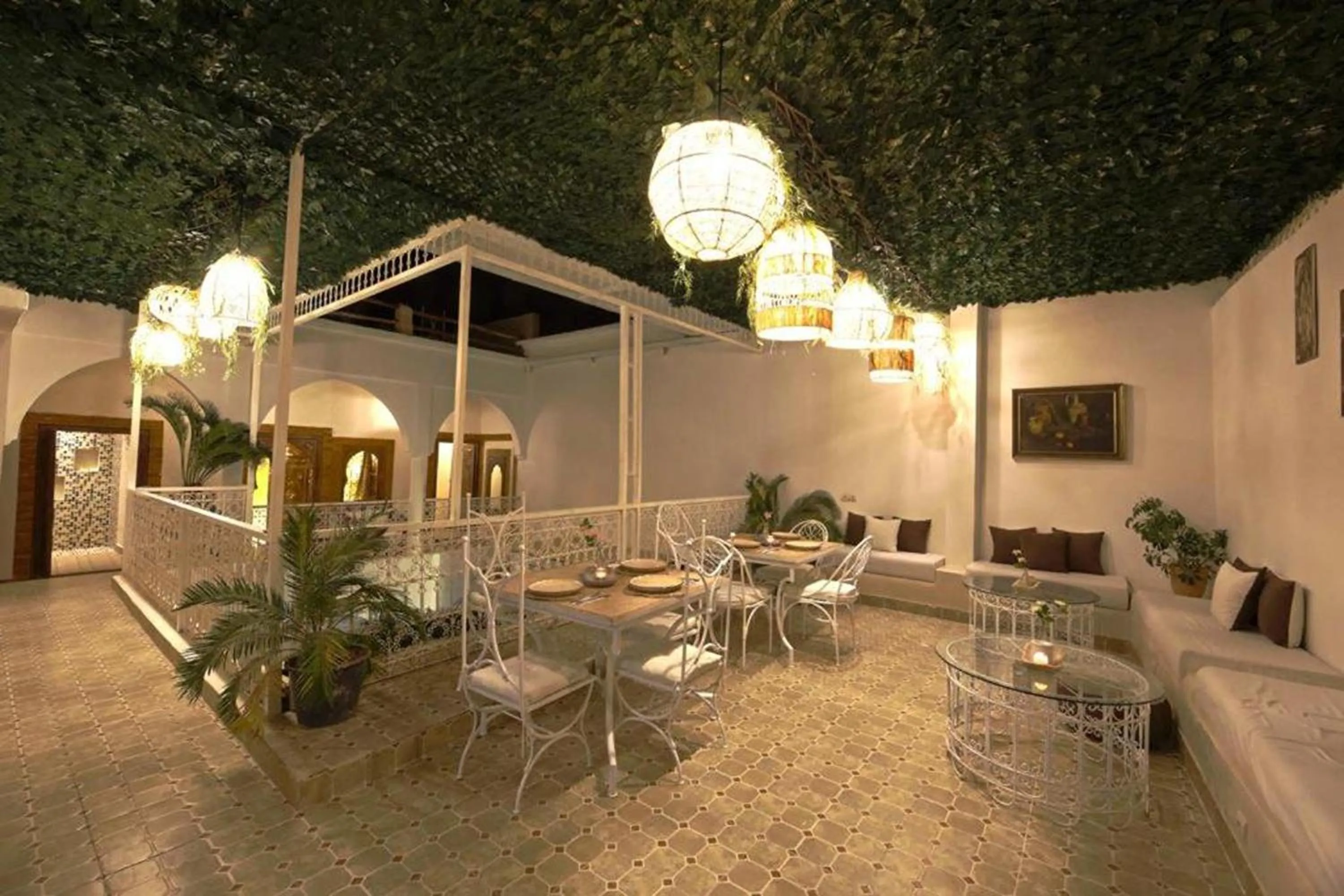 Restaurant/places to eat in Riad Oum H&N Exclusive