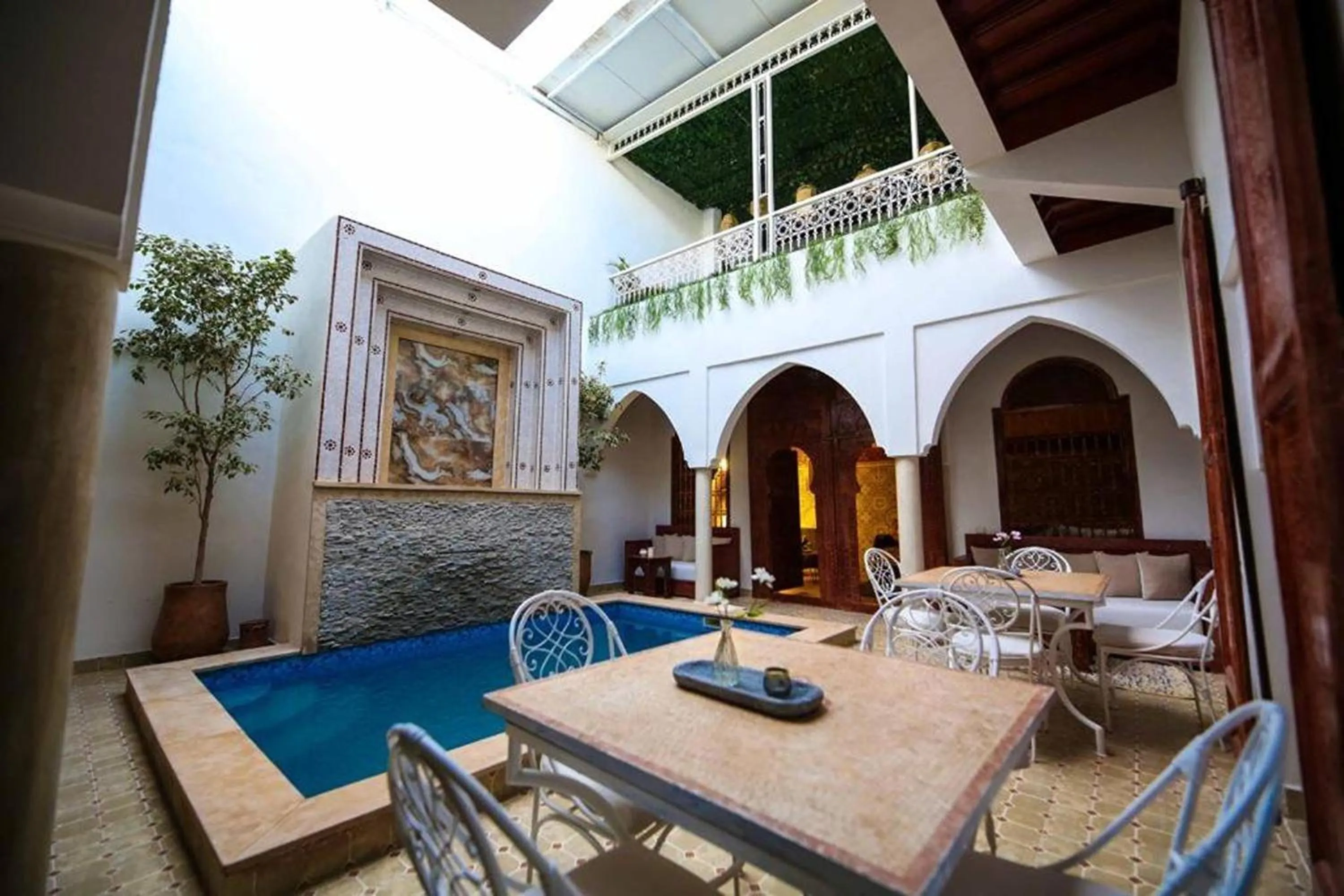 Swimming pool in Riad Oum H&N Exclusive
