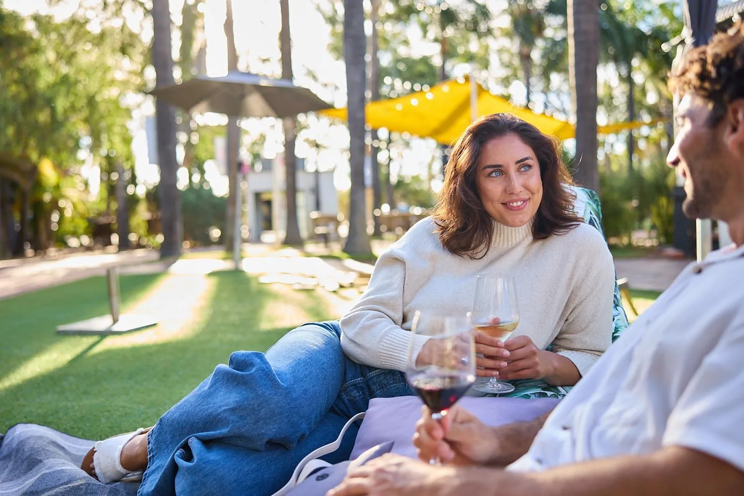 Restaurant/places to eat in The Swan Valley Hotel