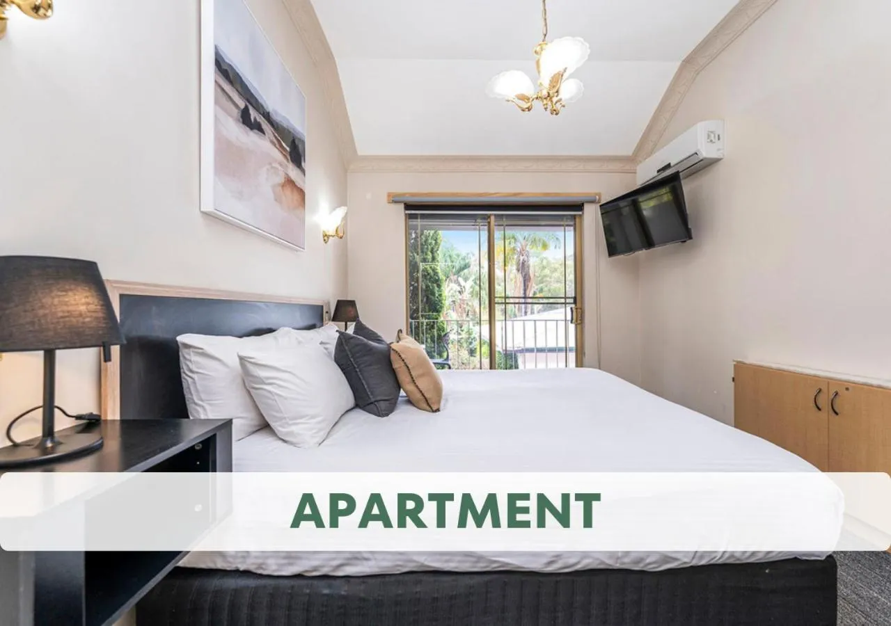 Bed in The Swan Valley Hotel