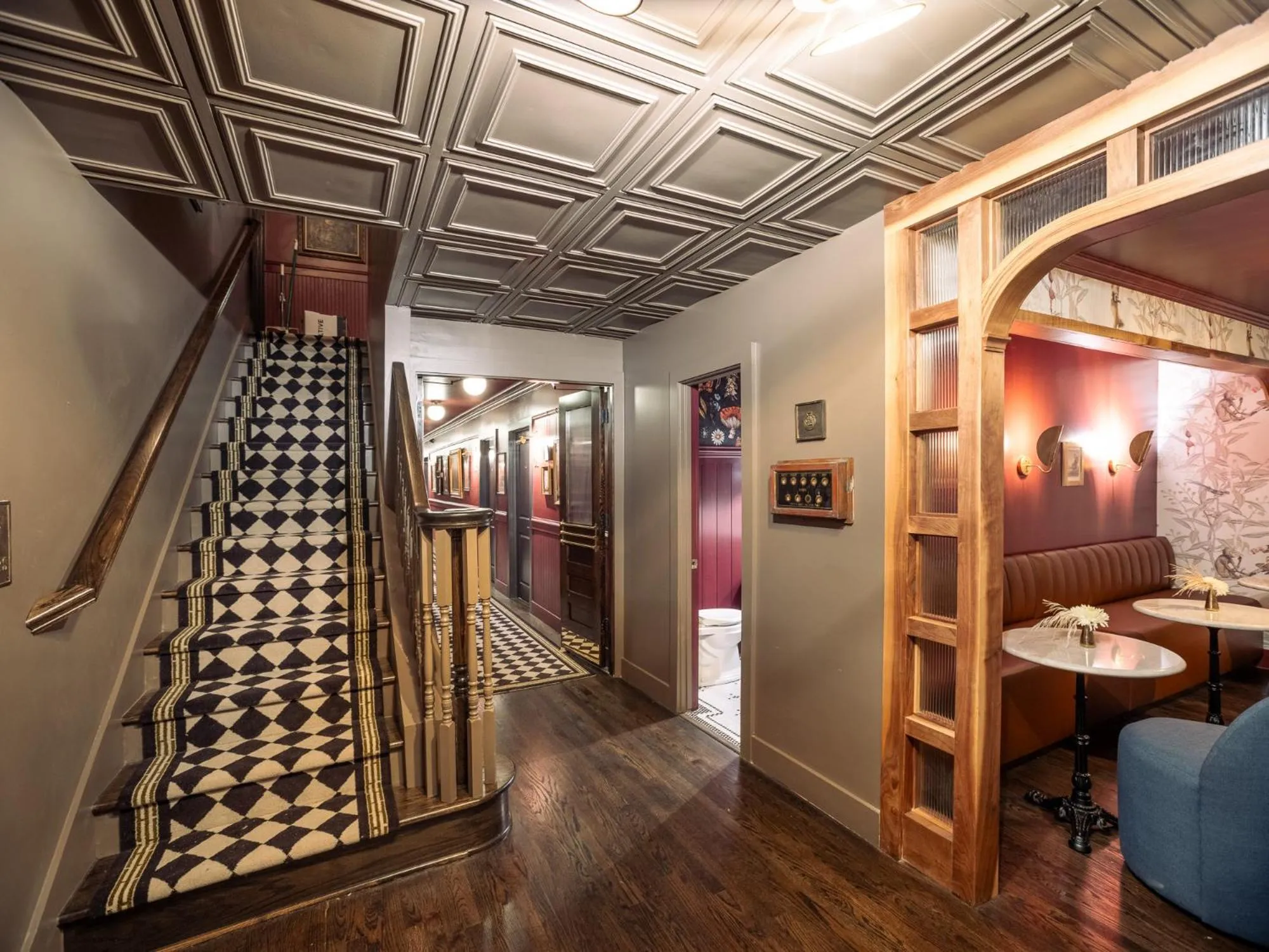 Facade/entrance in The Madison Hotel