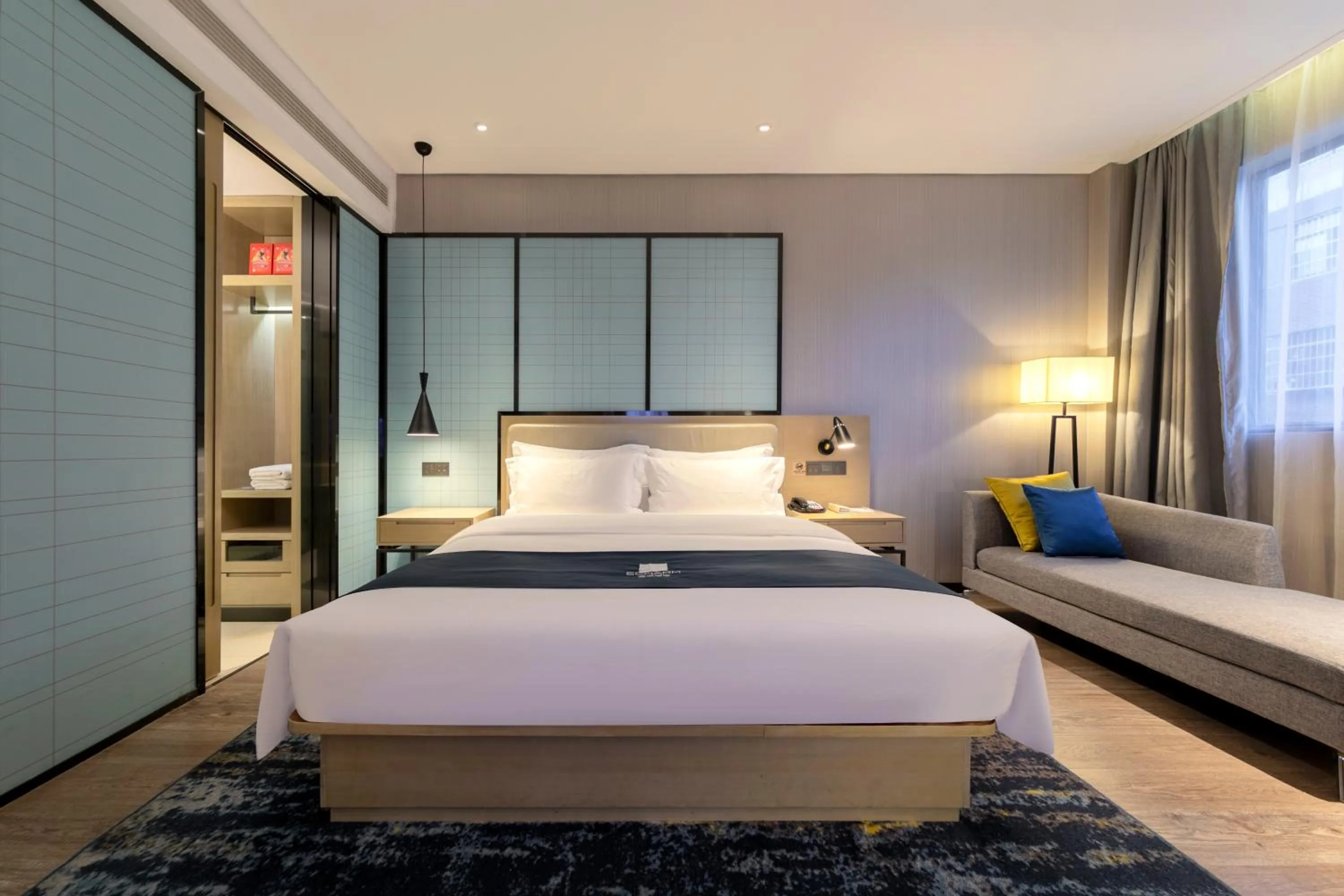 Echarm Hotel Wuhan Guanggu Biology City