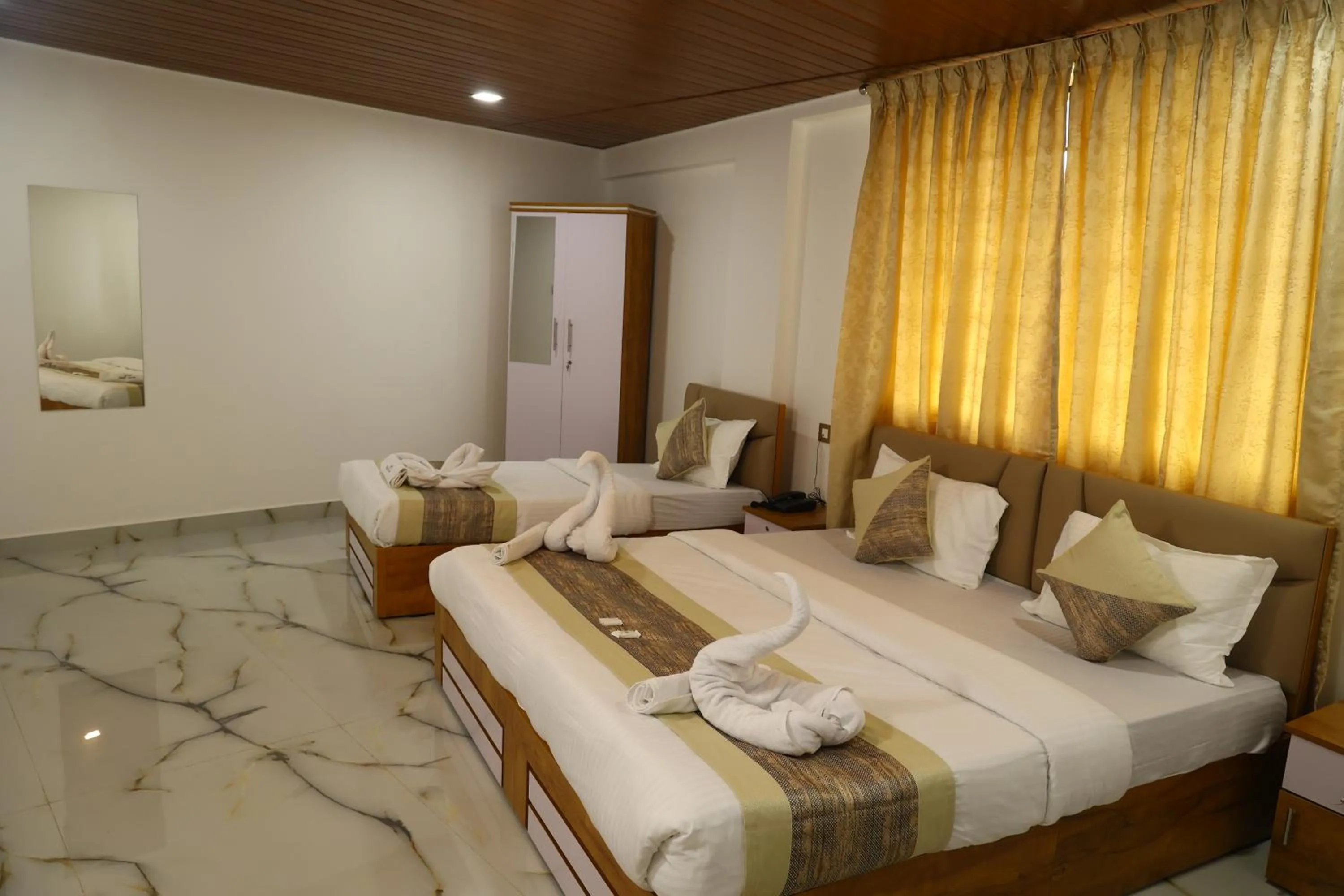 Bedroom, Bed in Grand Tamim Hotel