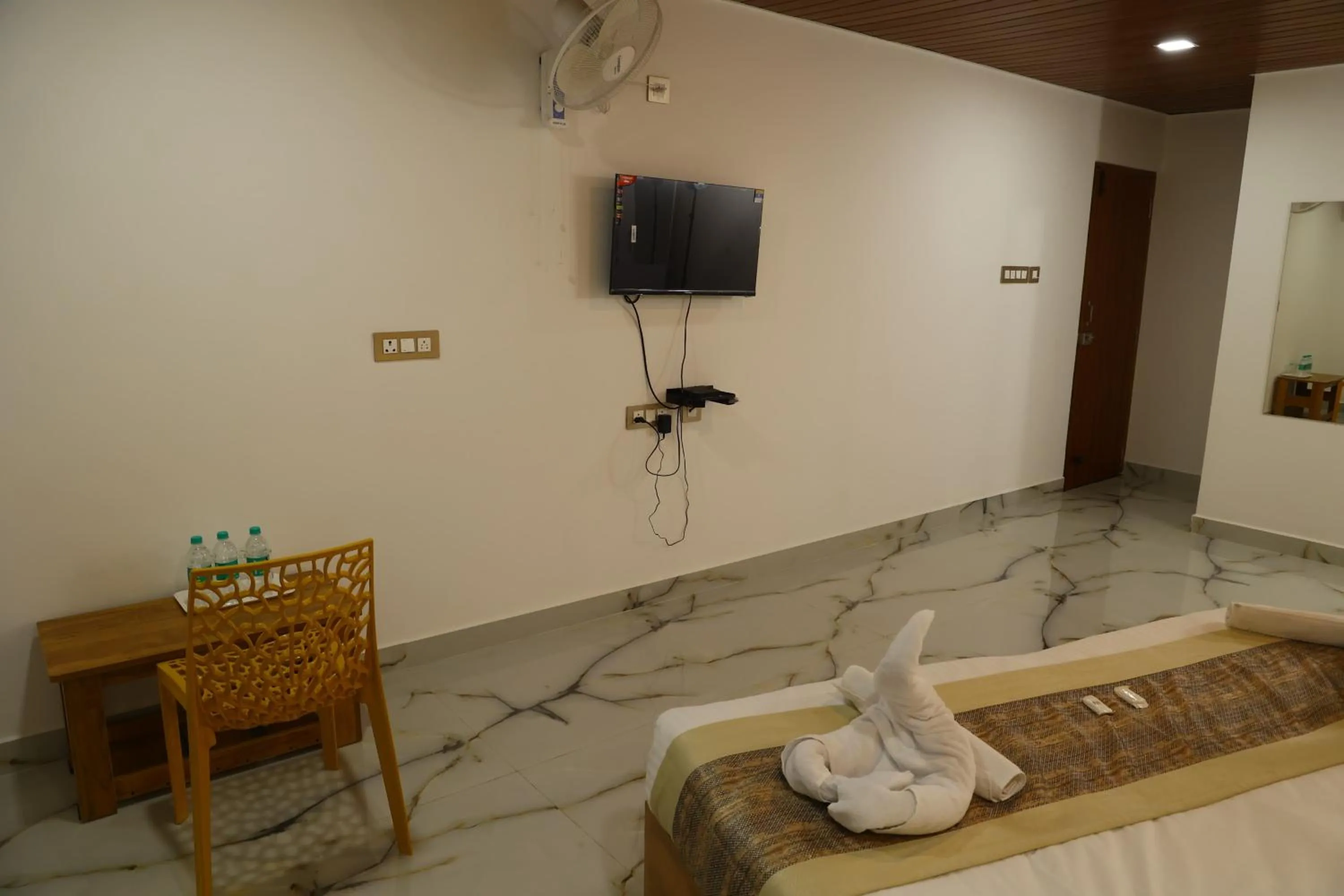 TV and multimedia, Bed in Grand Tamim Hotel