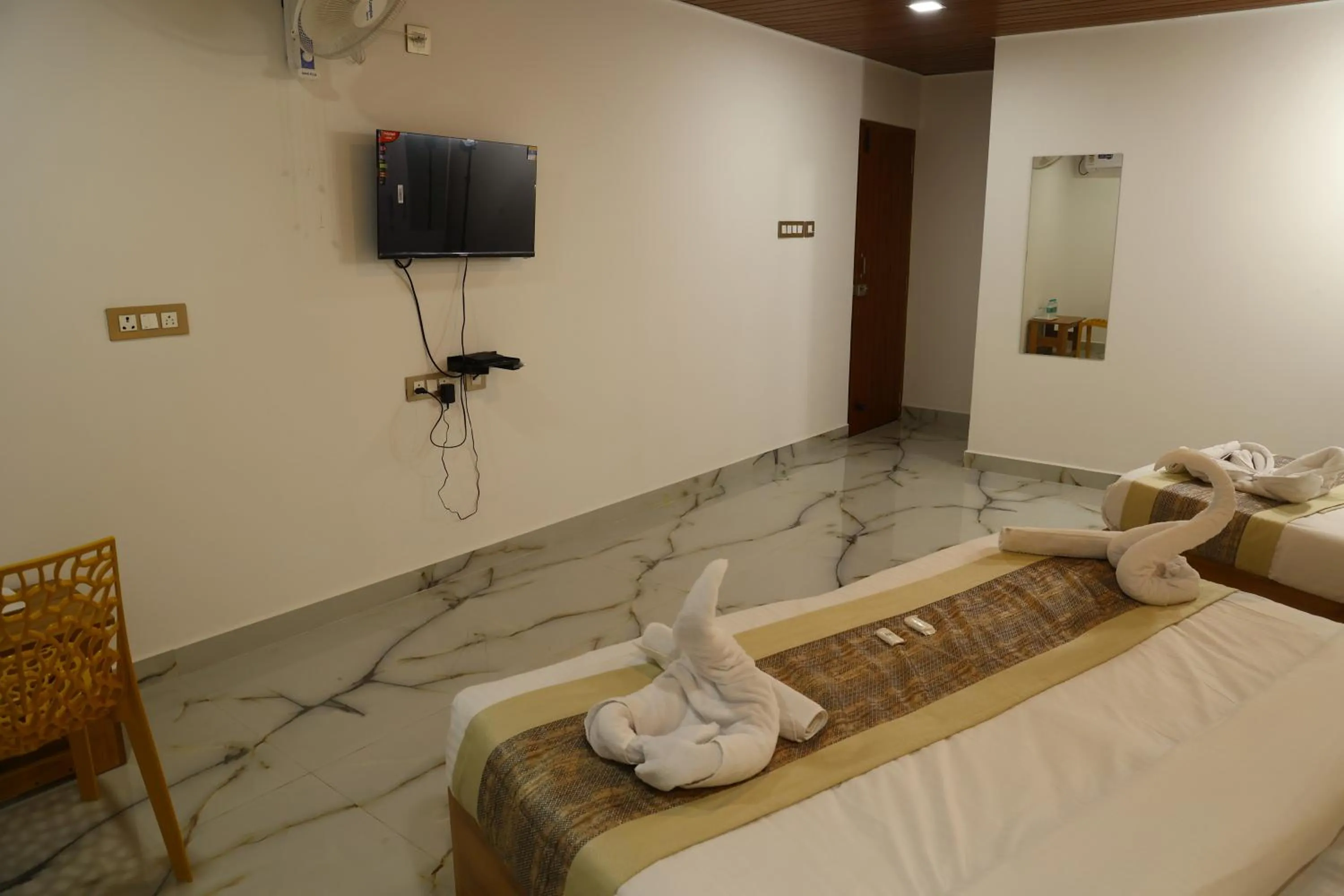 TV and multimedia, Bed in Grand Tamim Hotel