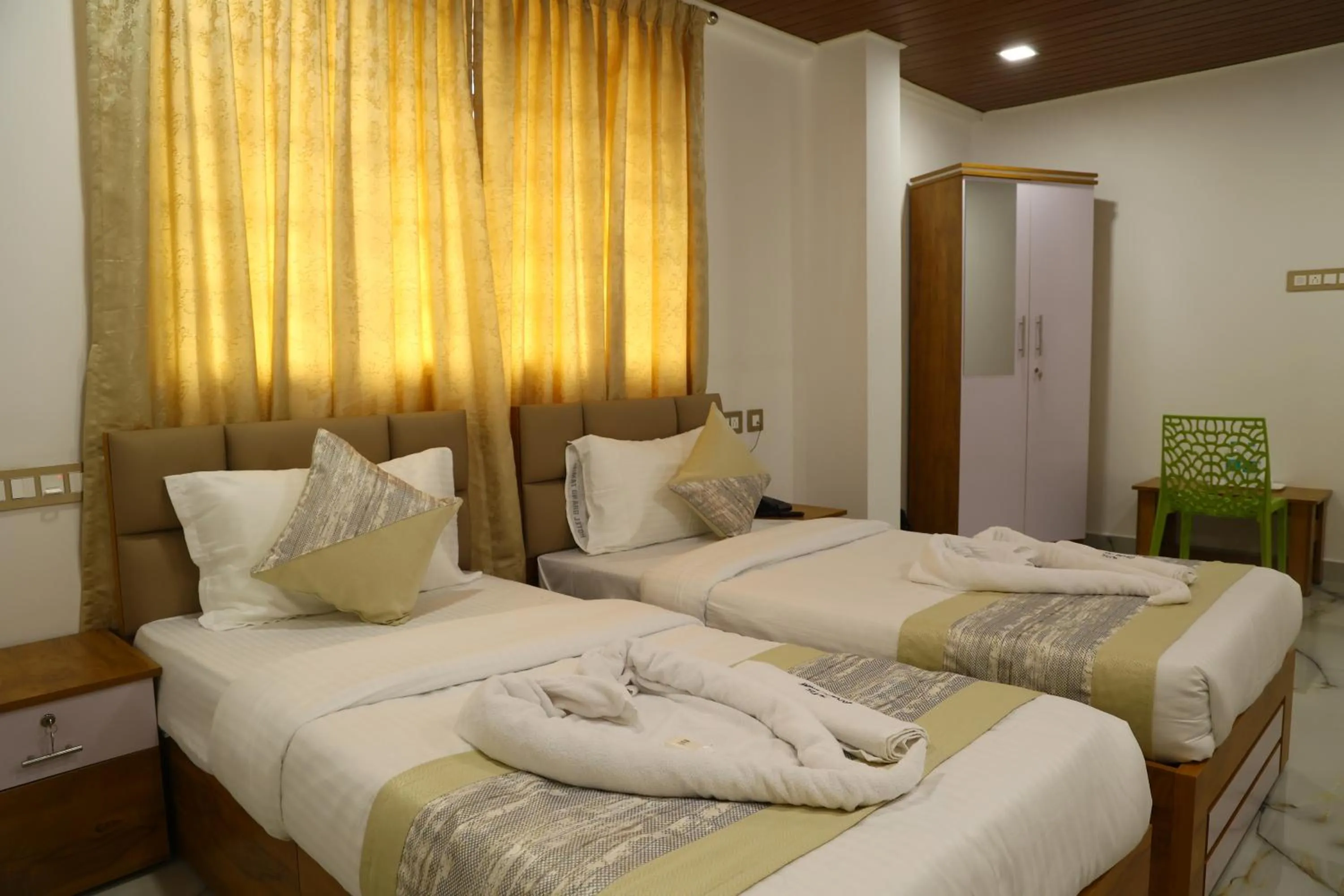 Bedroom, Bed in Grand Tamim Hotel