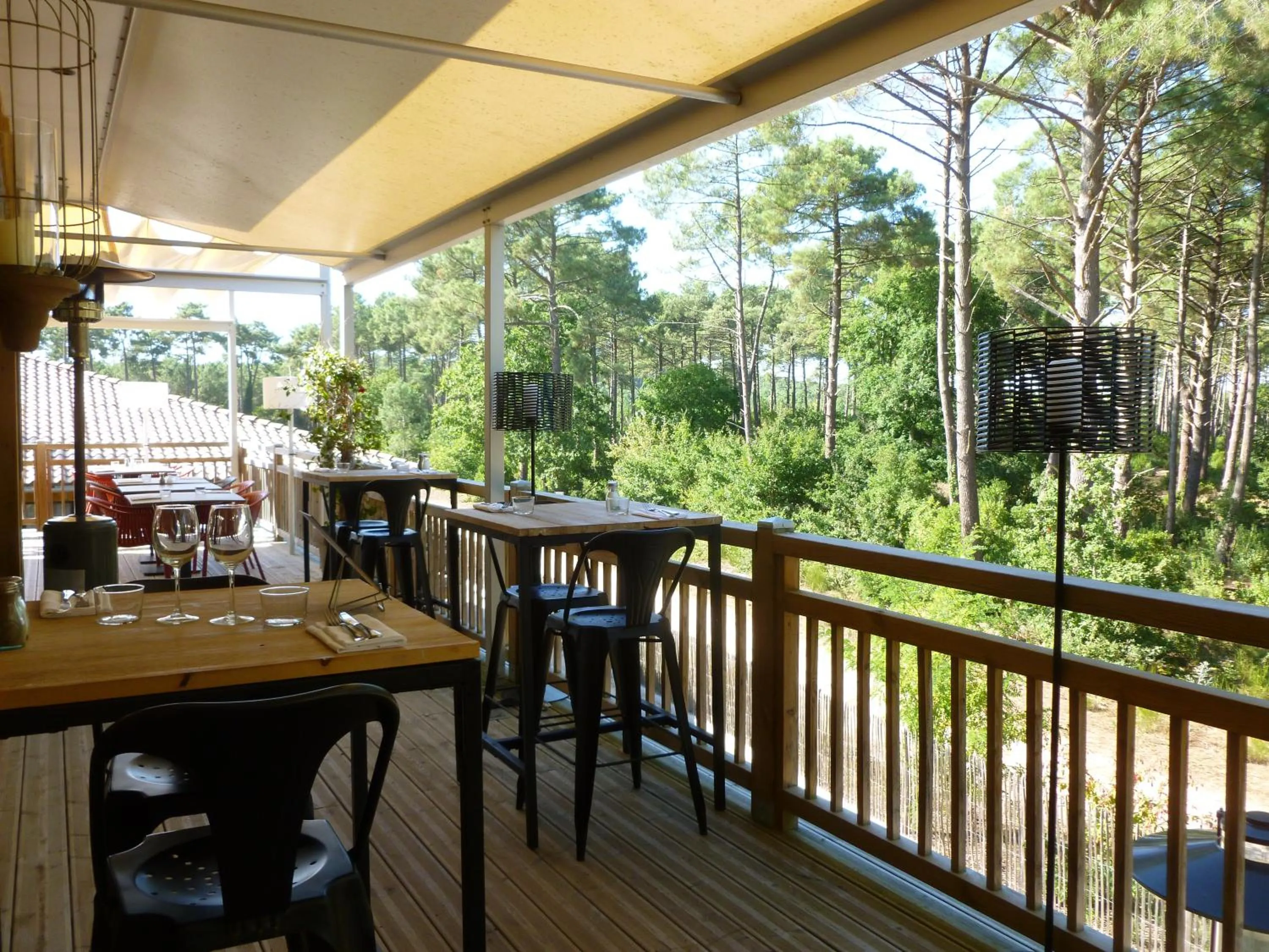 Food and drinks in Domaine du Ferret Restaurant & Spa