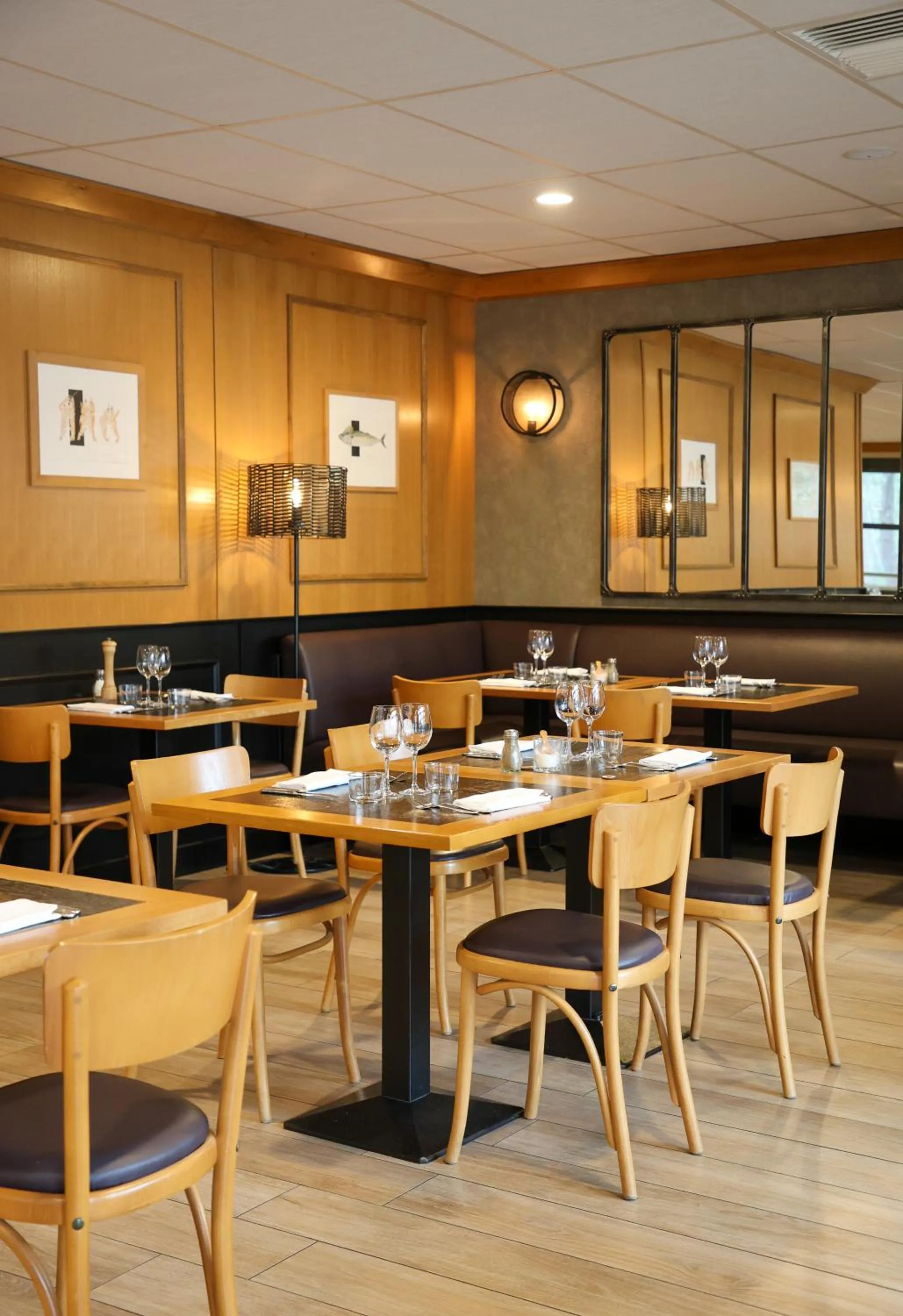 Restaurant/places to eat in Domaine du Ferret Restaurant & Spa