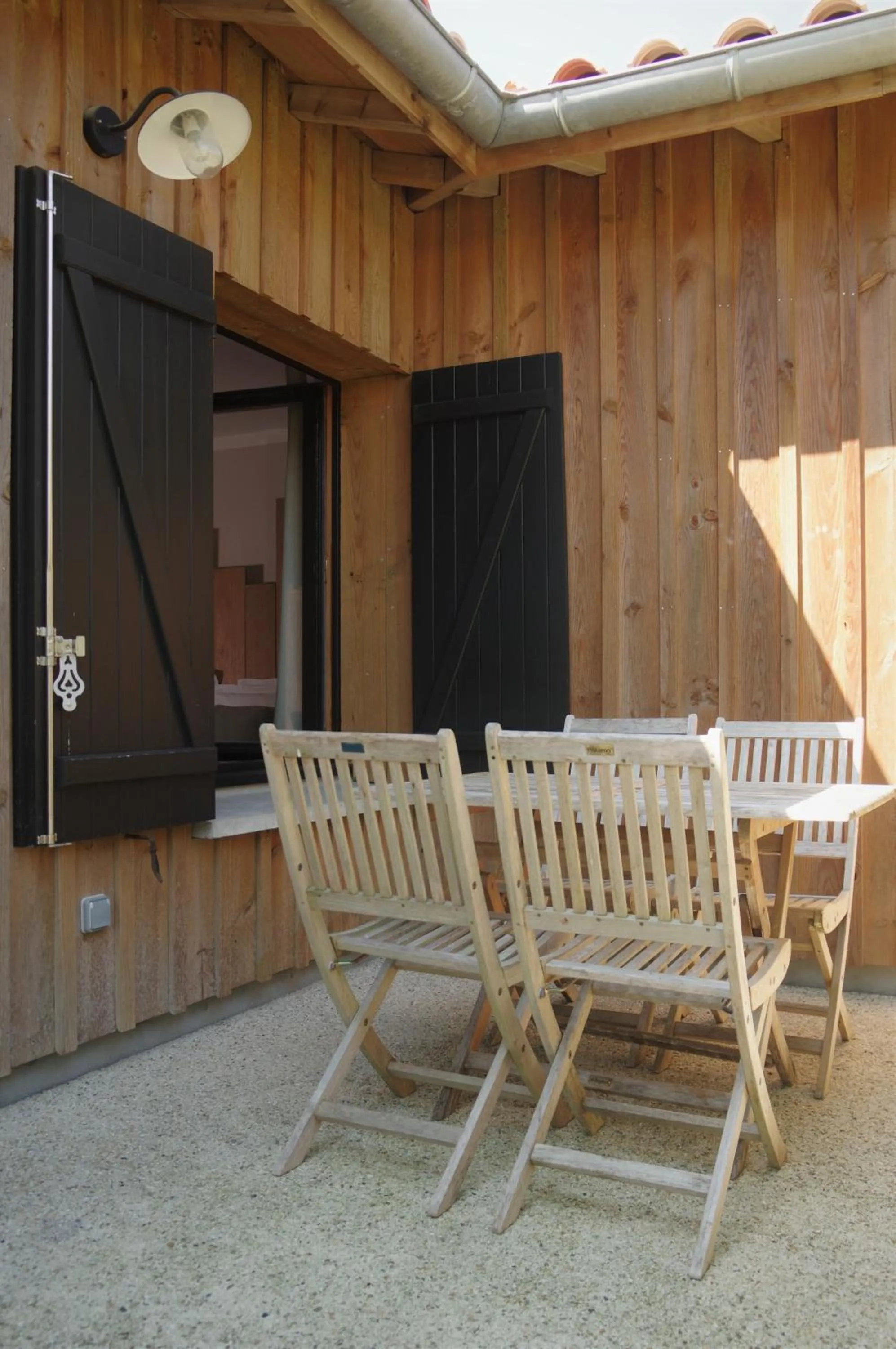 Patio in Domaine du Ferret Restaurant & Spa